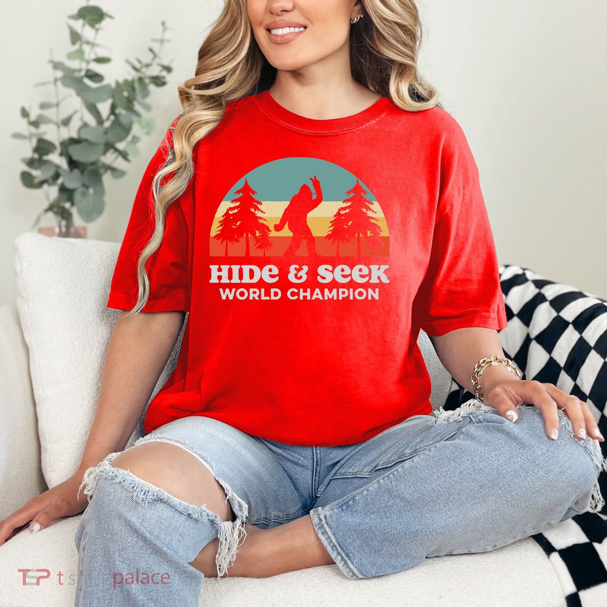 Retro Bigfoot Hide &Amp; Seek World Champion Comfort Colors T-Shirt