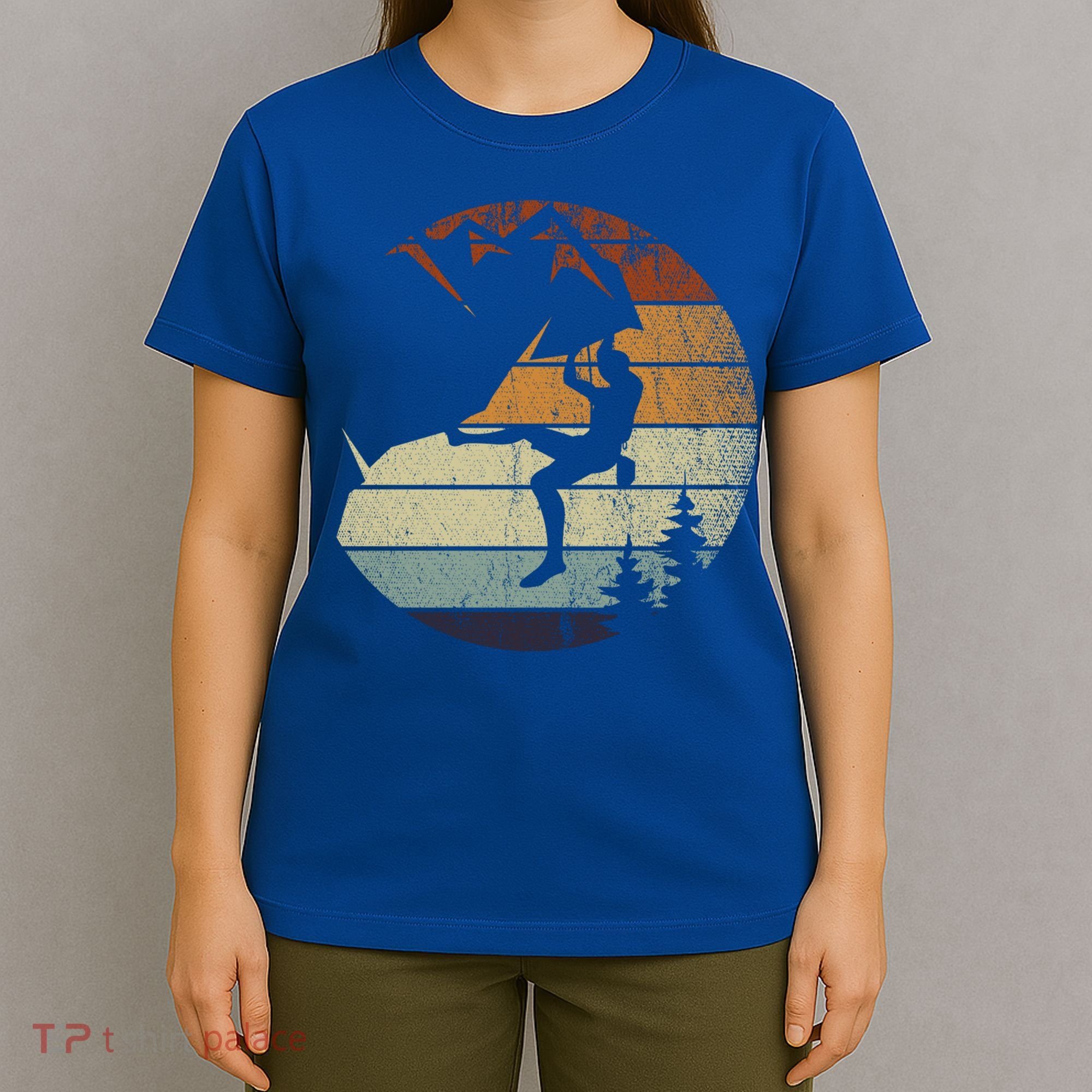 Retro Bouldering Mountain Climber Climb Sports Rock Climbing Gift T-Shirt