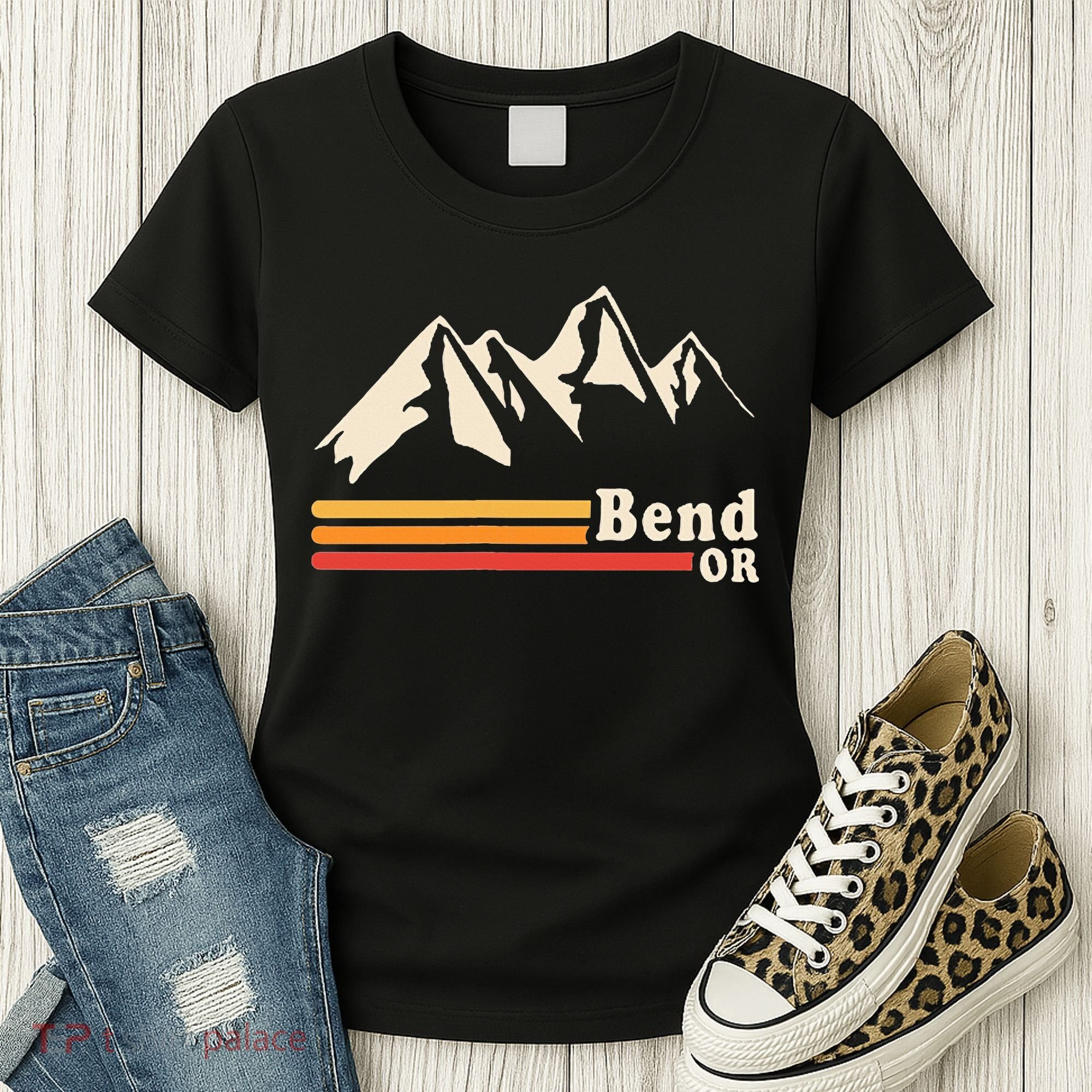 Retro Bend Oregon Mountains Women's T-Shirt