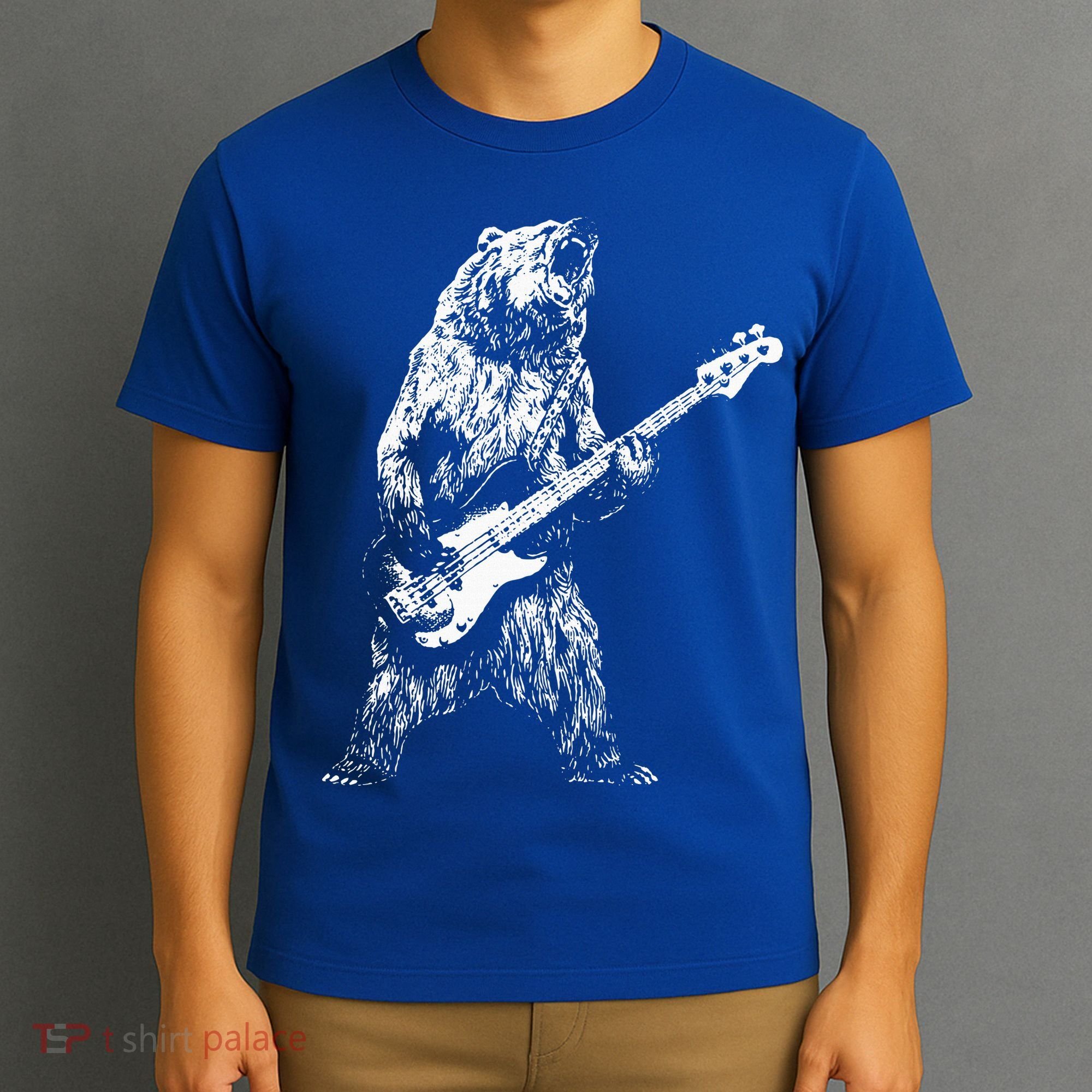 Retro Bear Playing Bass Guitar Bear Guitarist Music Lovers T-Shirt