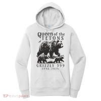 Retro Bear Queen Of The Tetons Grizzly 399 National Park Women's Hoodie thumb 0