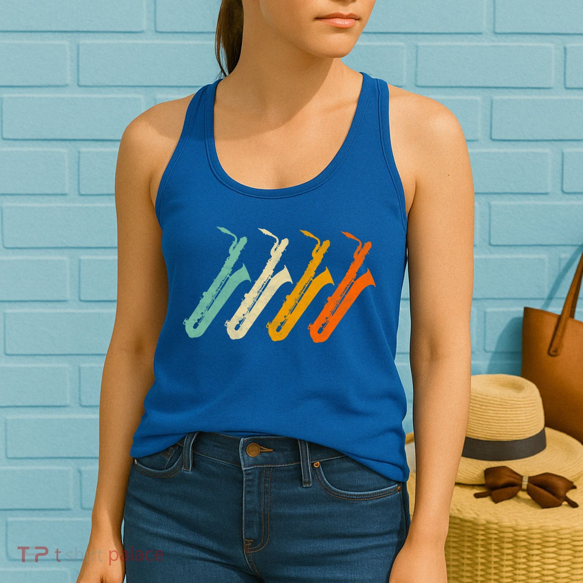 Retro Baritone Saxophone Gift For Bari Saxophonist Gift Women's Tank Top