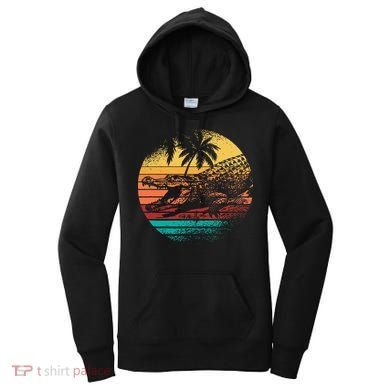 Retro Crocodile Alligator Vintage Gator Distressed Sunset Women's Hoodie