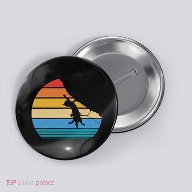 Retro Cat Climbing Meowtain Vintage Kitty Gift Rock Climber Button