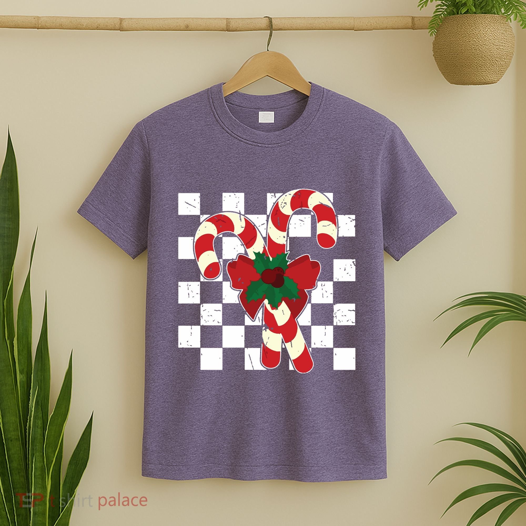 Retro Candy Cane Trendy Checkered Christmas Holiday T-Shirt