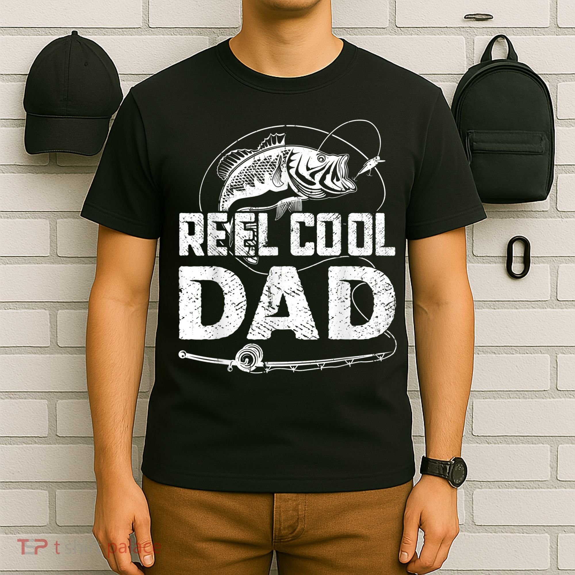 Reel Cool Dad Fishing Daddy Fathers Day Funny T-Shirt