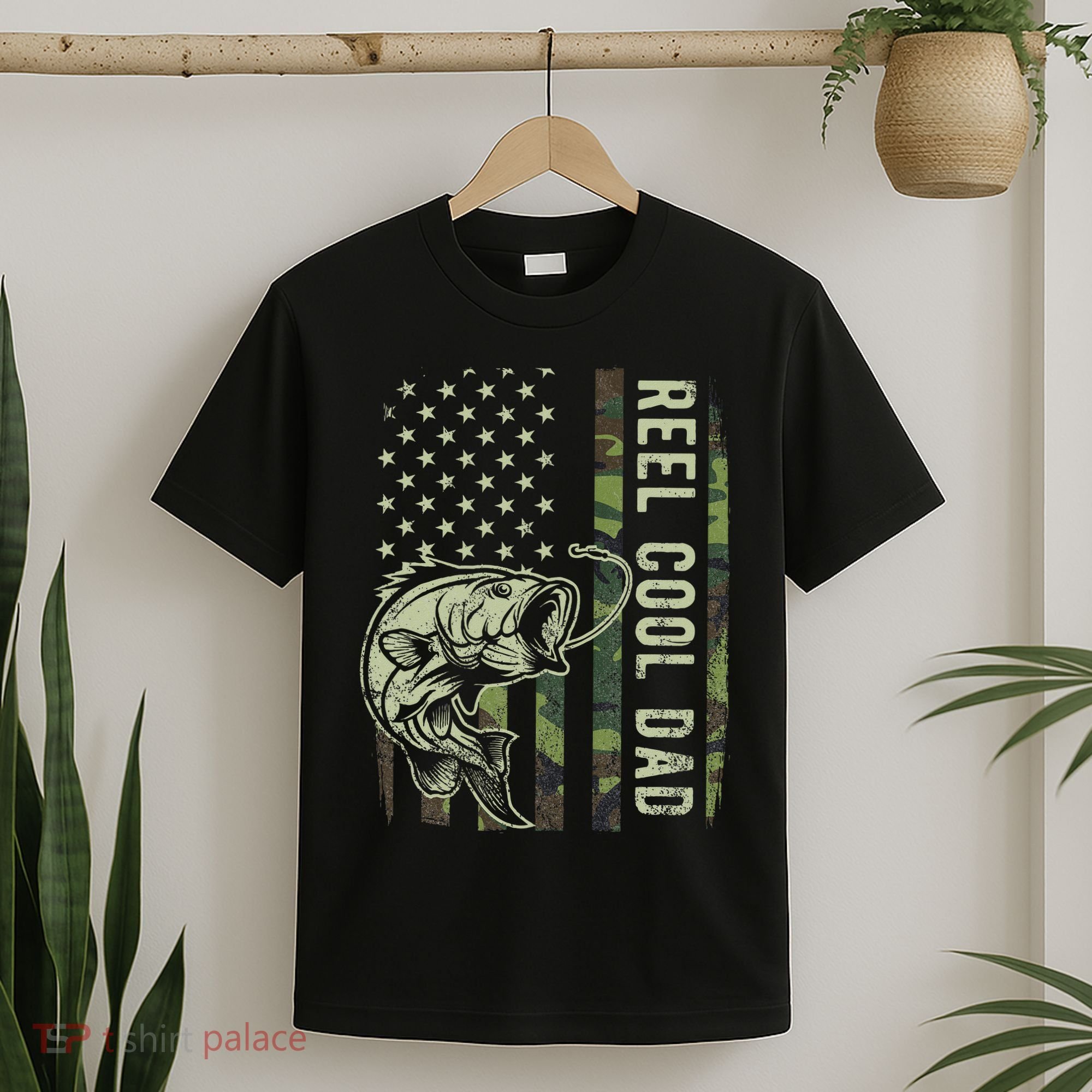 Reel Cool Dad Camouflage American Flag Father's Day T-Shirt
