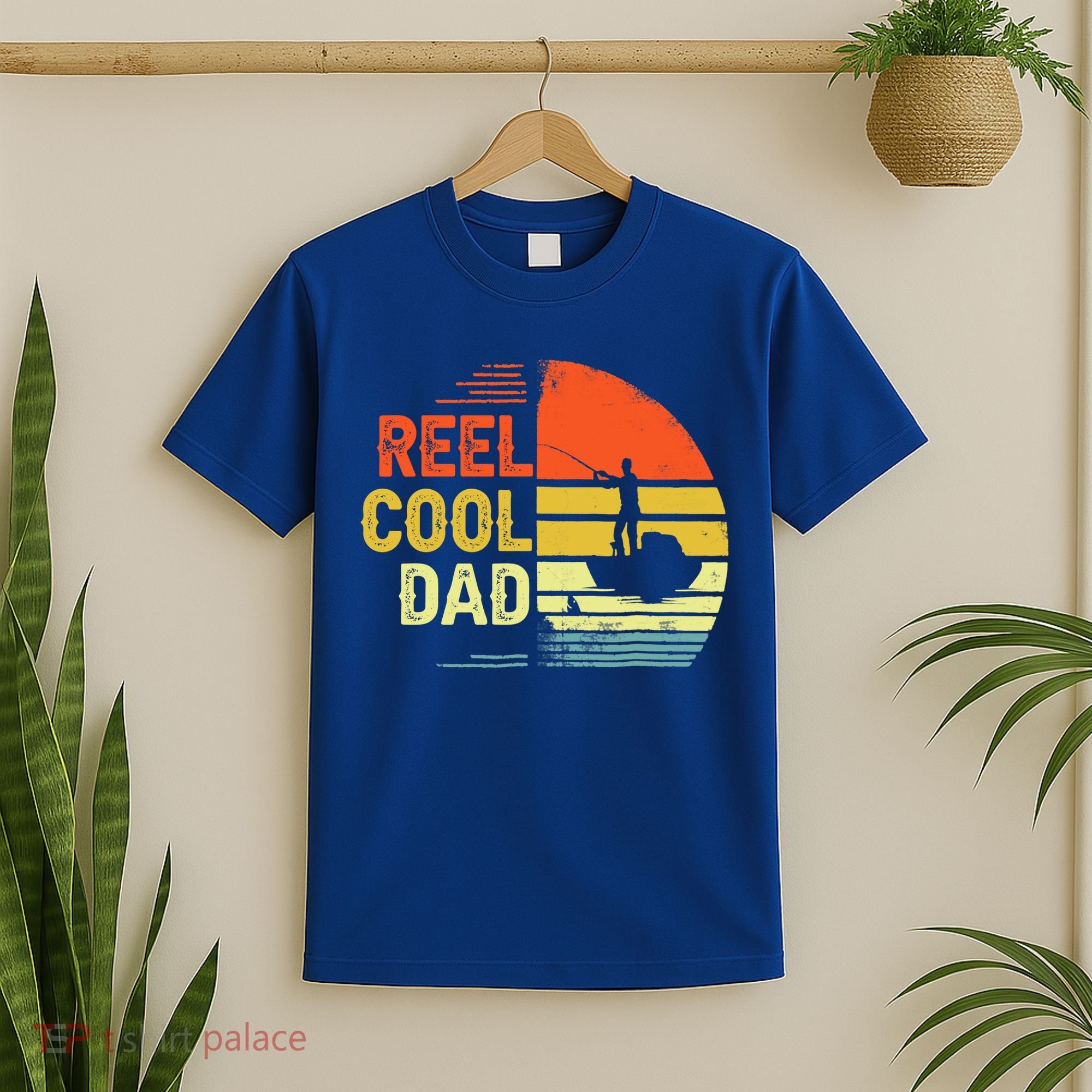 Reel Cool Dad Fisher Daddy Fathers Day Retro Vintage Great Gift T-Shirt