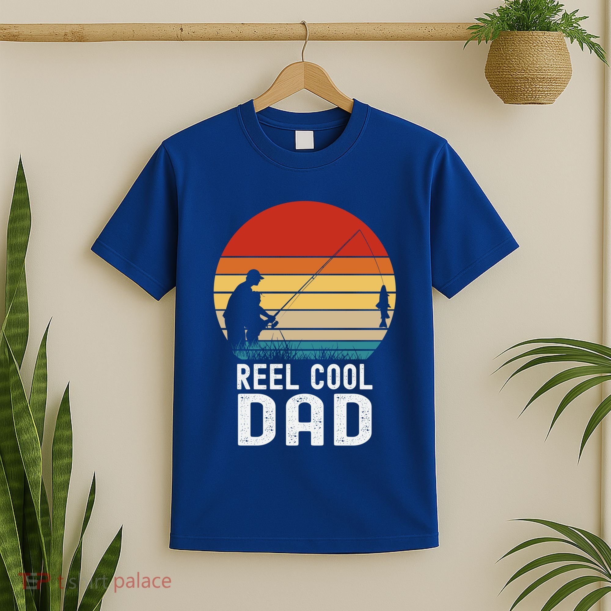 Reel Cool Dad Grandad Fisher Daddy Father's Day Fishing Gift T-Shirt