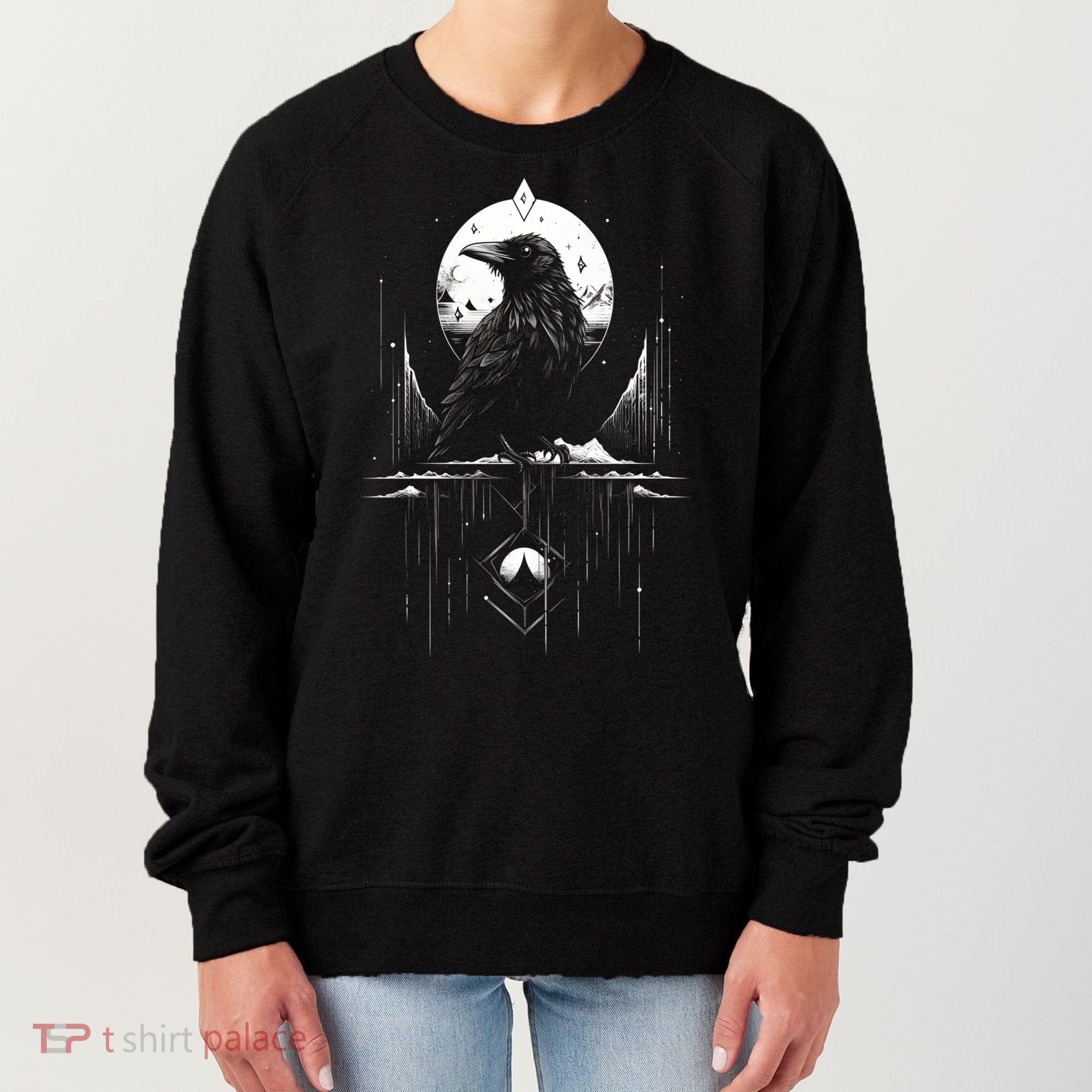 Raven Crow Dark Bird Witchcraft Omens Midnight Moon Night Mystic Folklore Magic Women's Sweatshirt