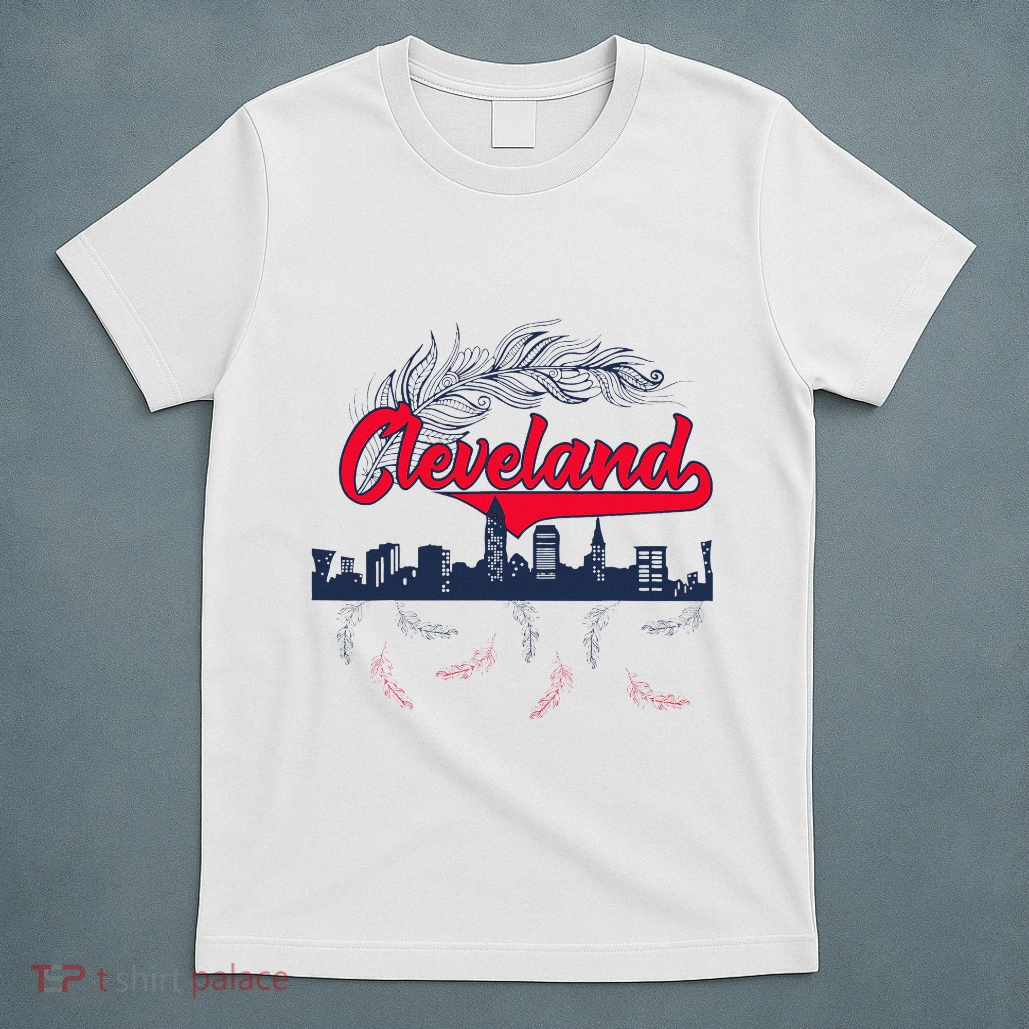 Retro Cleveland Native American Tribe Feathers Gift T-Shirt