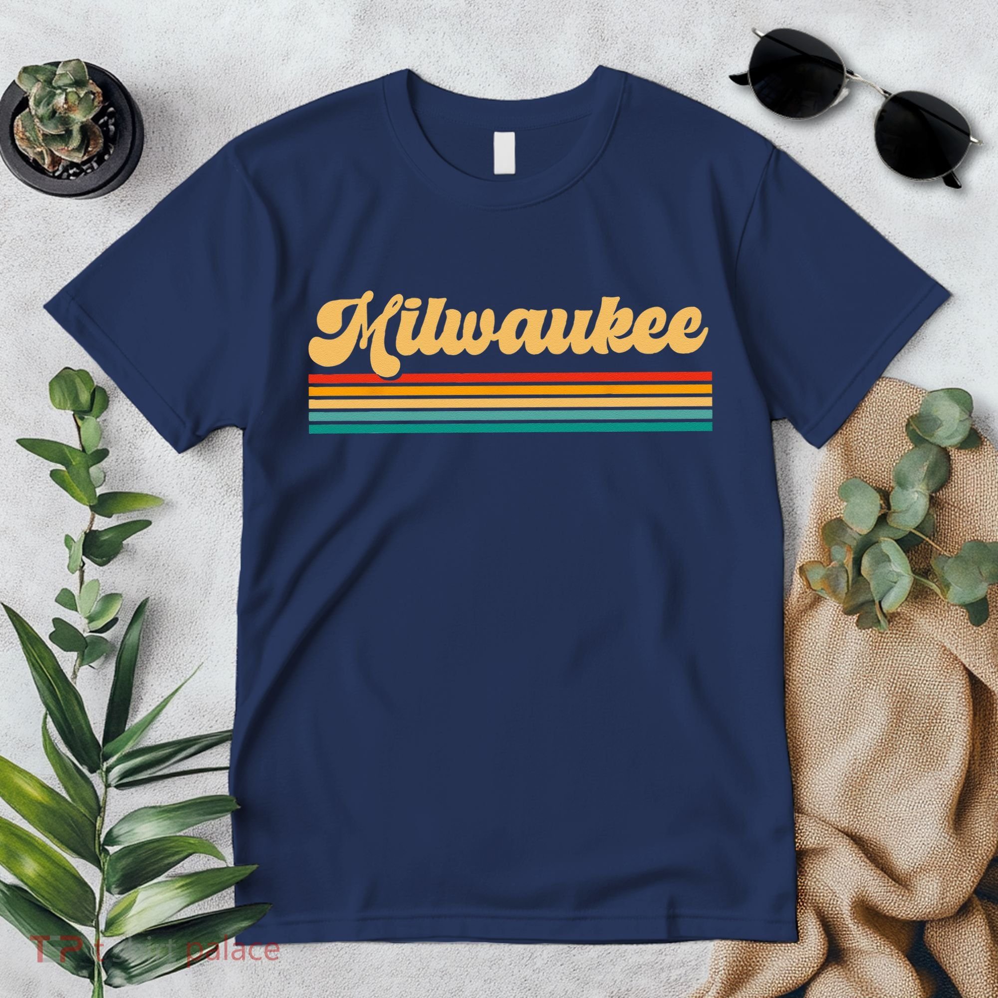 Retro City Of Milwaukee Premium T-Shirt