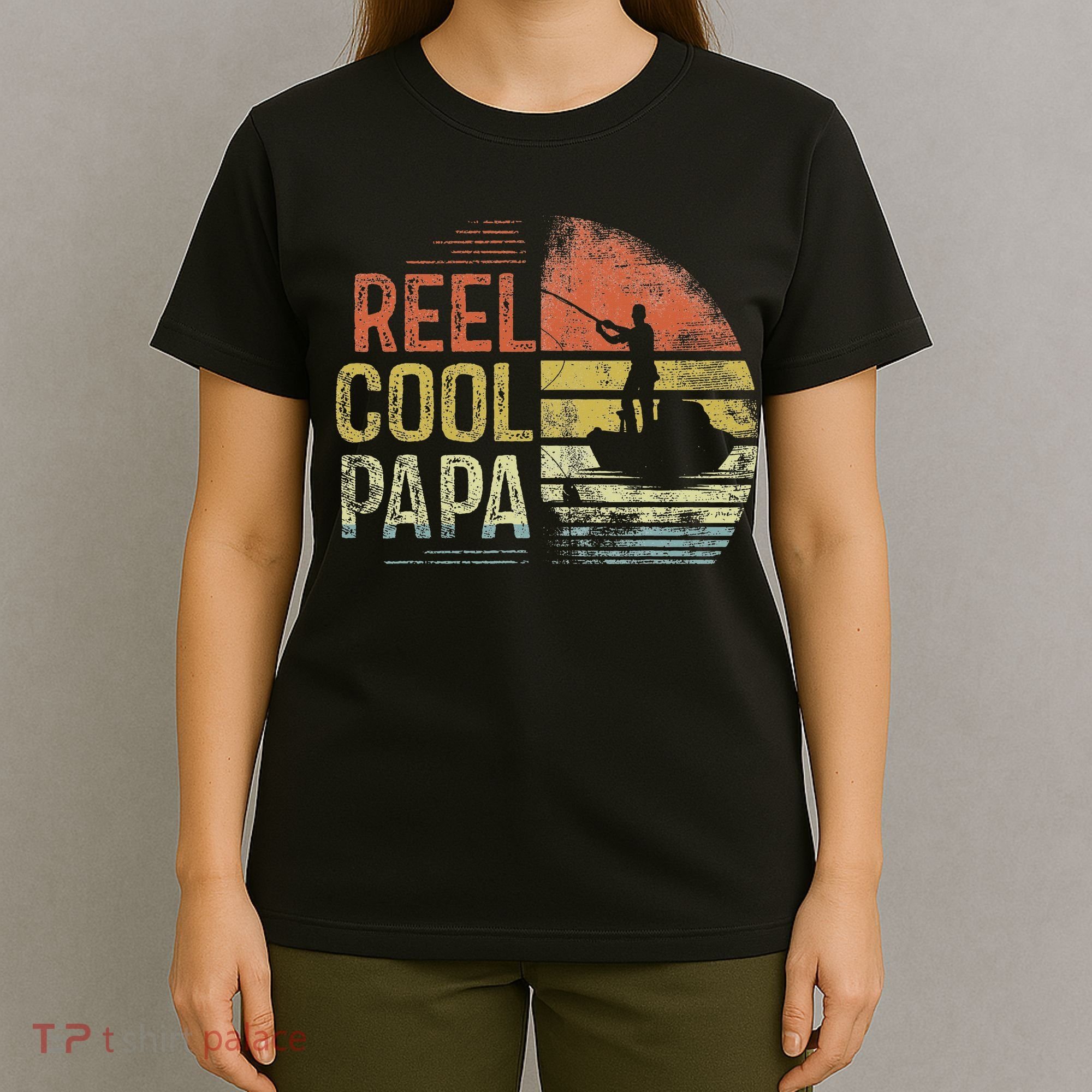 Reel Cool Papa Fishing Gifts Papa Birthday Vintage T-Shirt