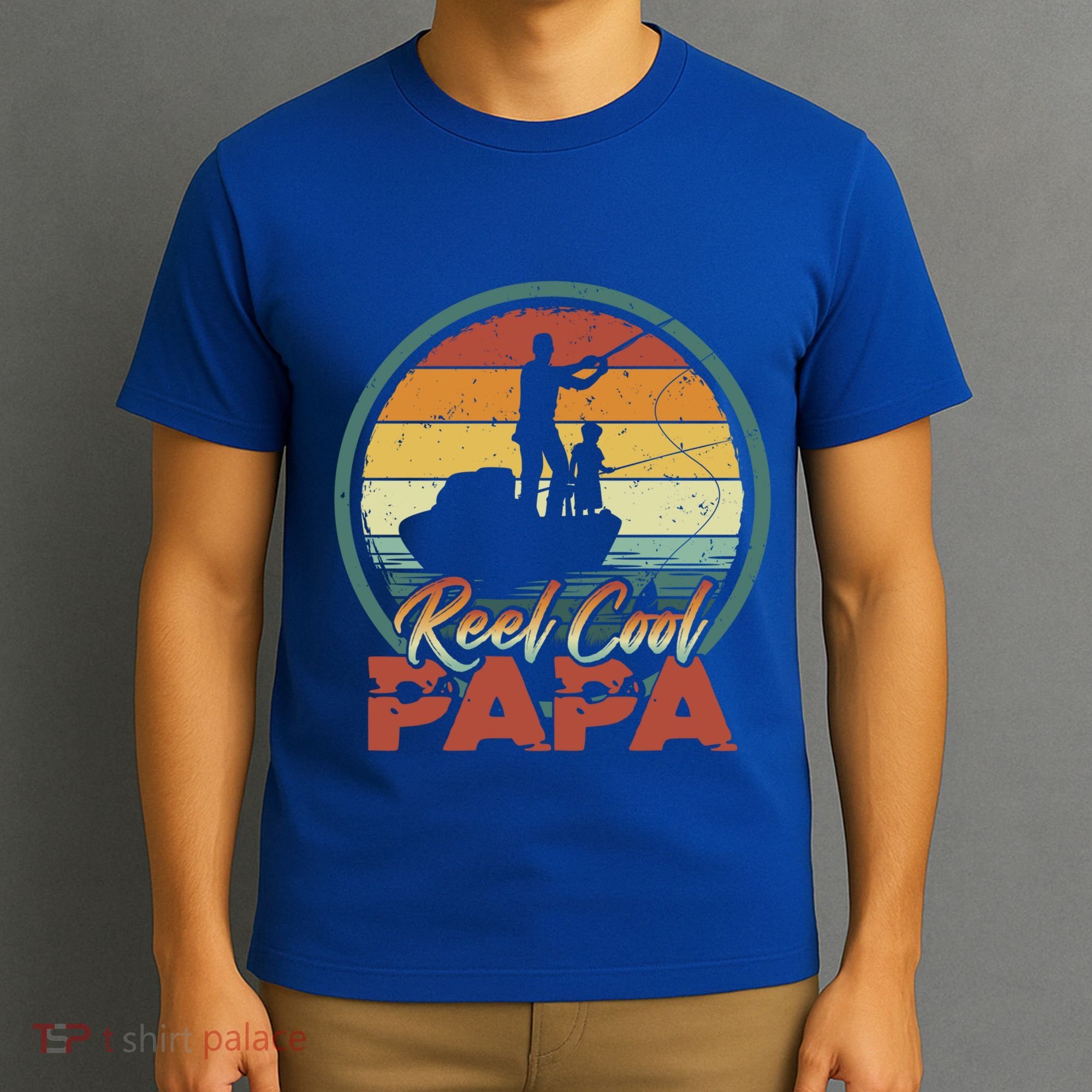 Reel Cool Papa Great Gift Cool Retro Vintage Fishing Family Cute Gift T-Shirt