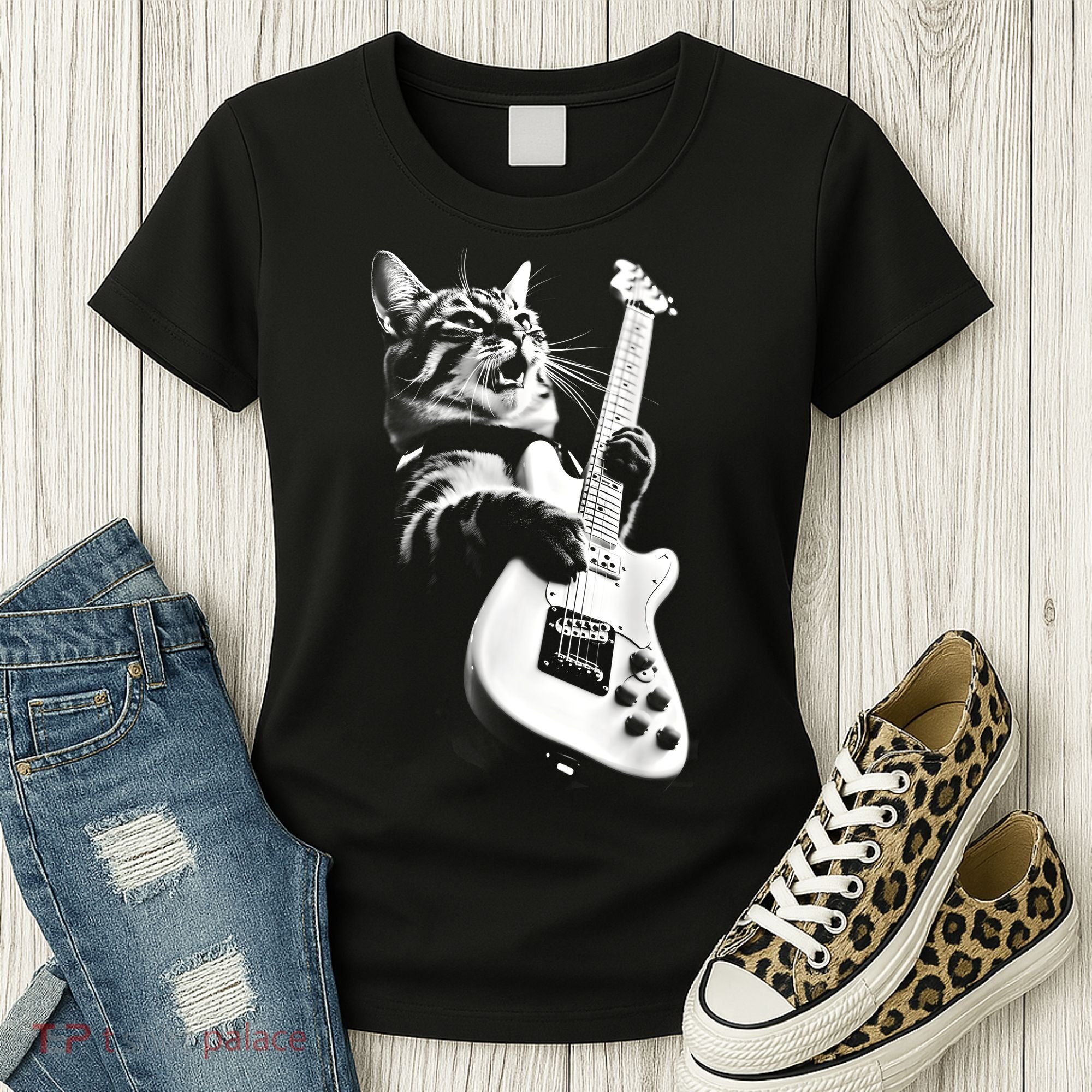 Rock Cat Playing Guitar Funny Guitar Cat Guitarist Women's T-Shirt