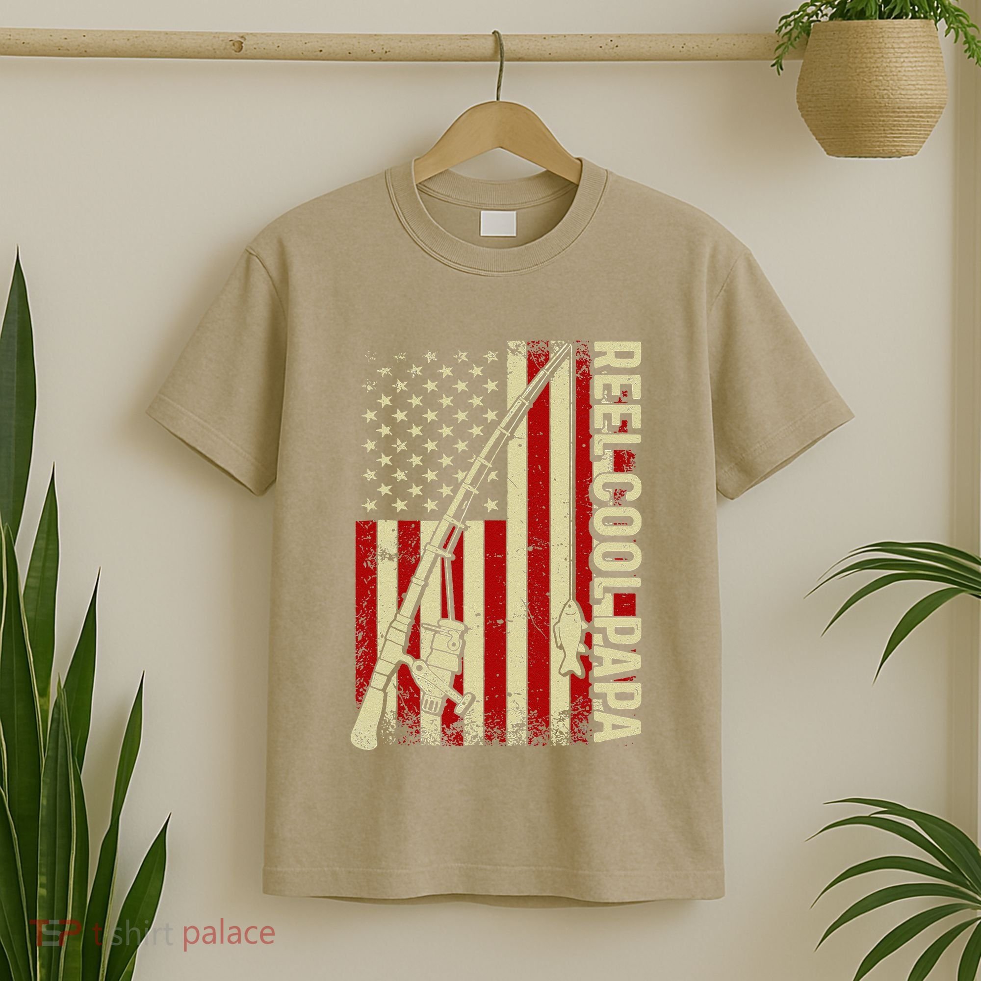 Reel Cool Papa American Flag Fishing Fathers Day Dad Vintage T-Shirt