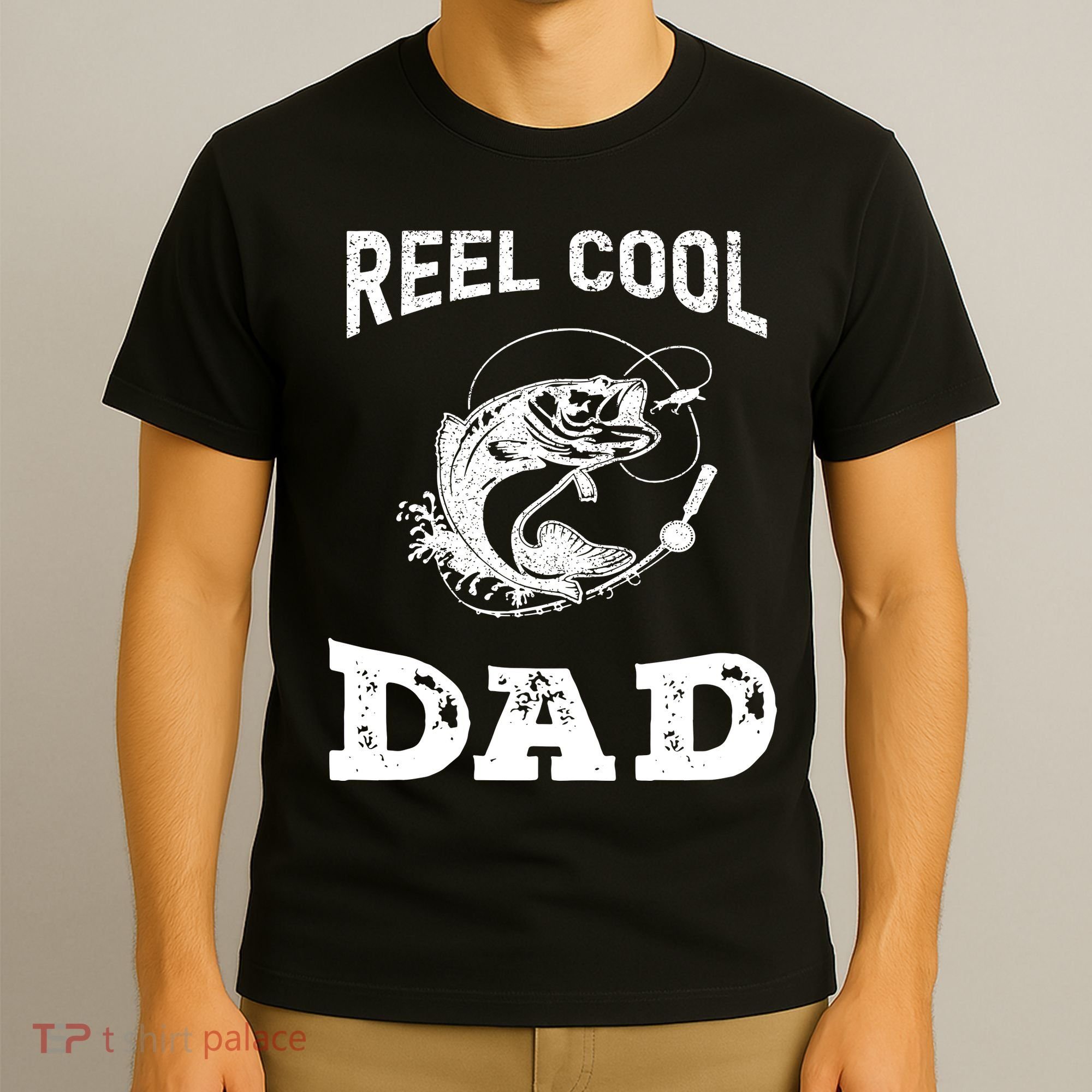 Reel Cool Papa Fishing Dad Gifts Father's Day Fisherman Fish T-Shirt