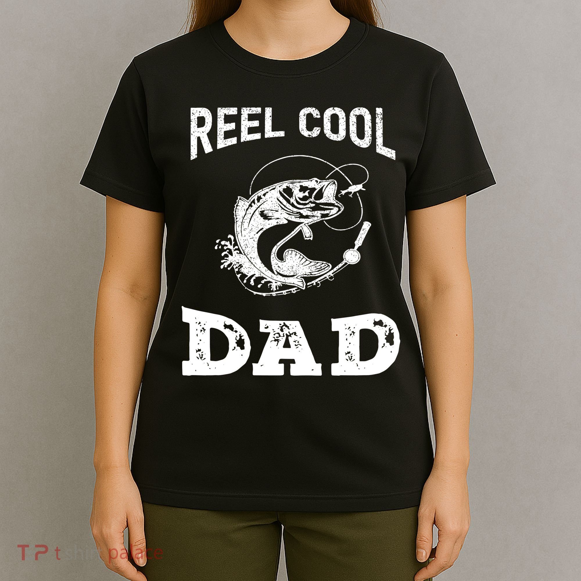 Reel Cool Papa Fishing Dad Gifts Father's Day Fisherman Fish T-Shirt