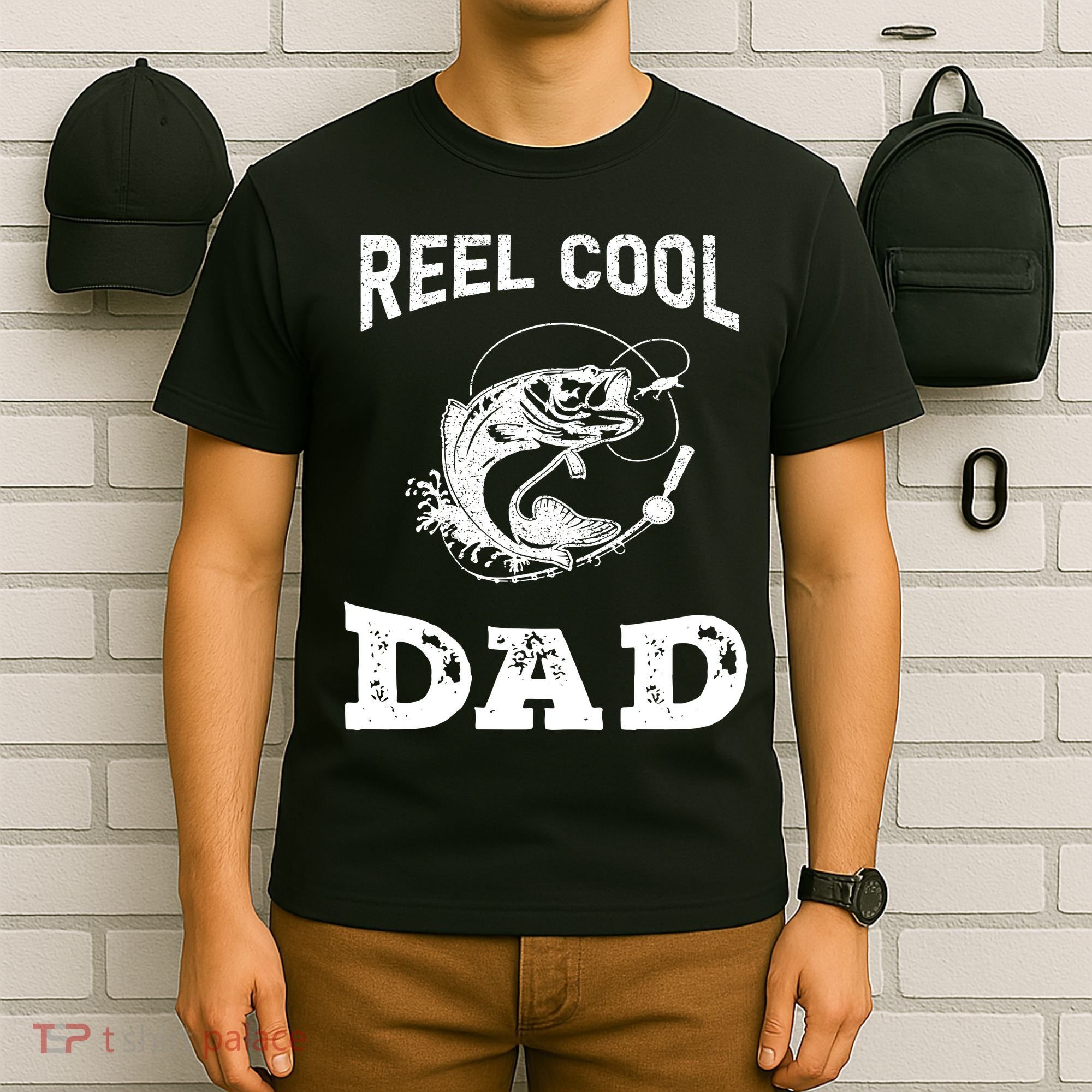 Reel Cool Papa Fishing Dad Gifts Father's Day Fisherman Fish T-Shirt