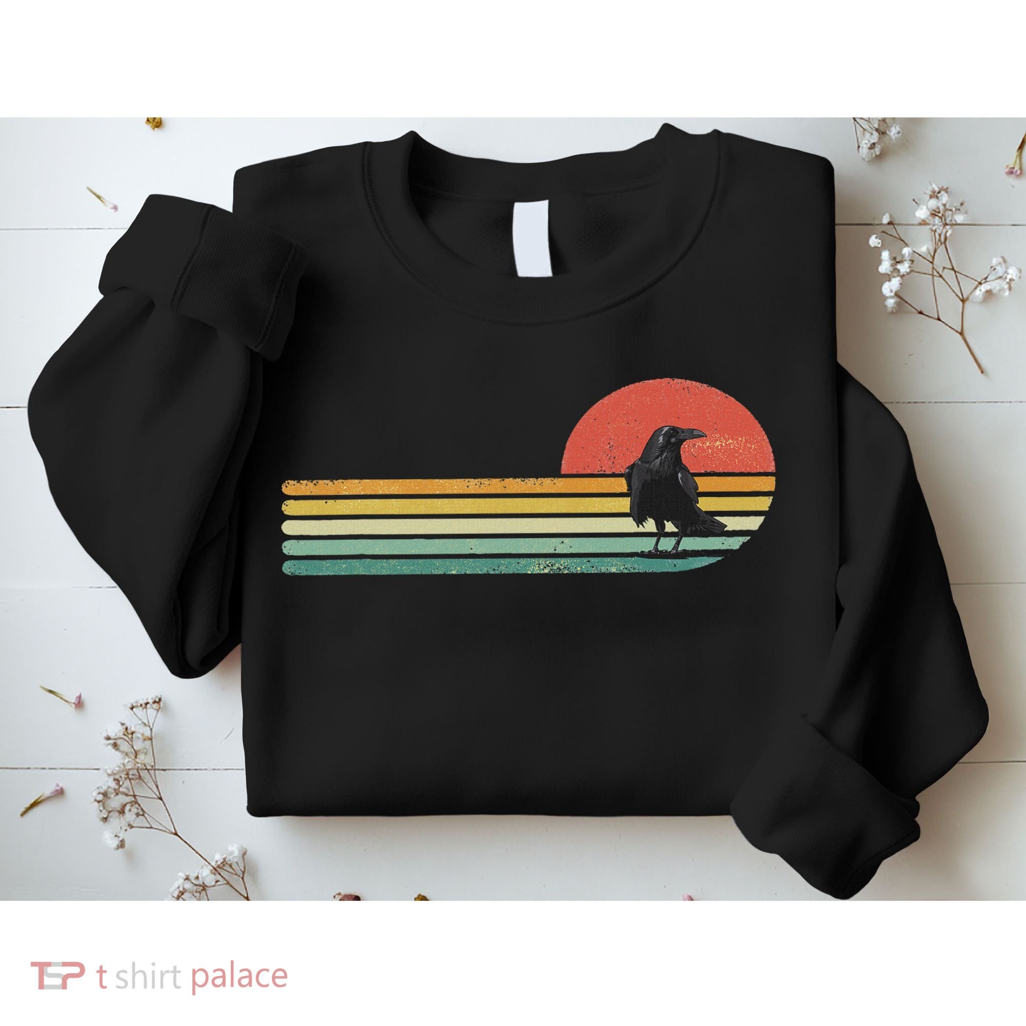 Raven Crow Retro Style Animal Bird Lover Bird Watcher Sweatshirt