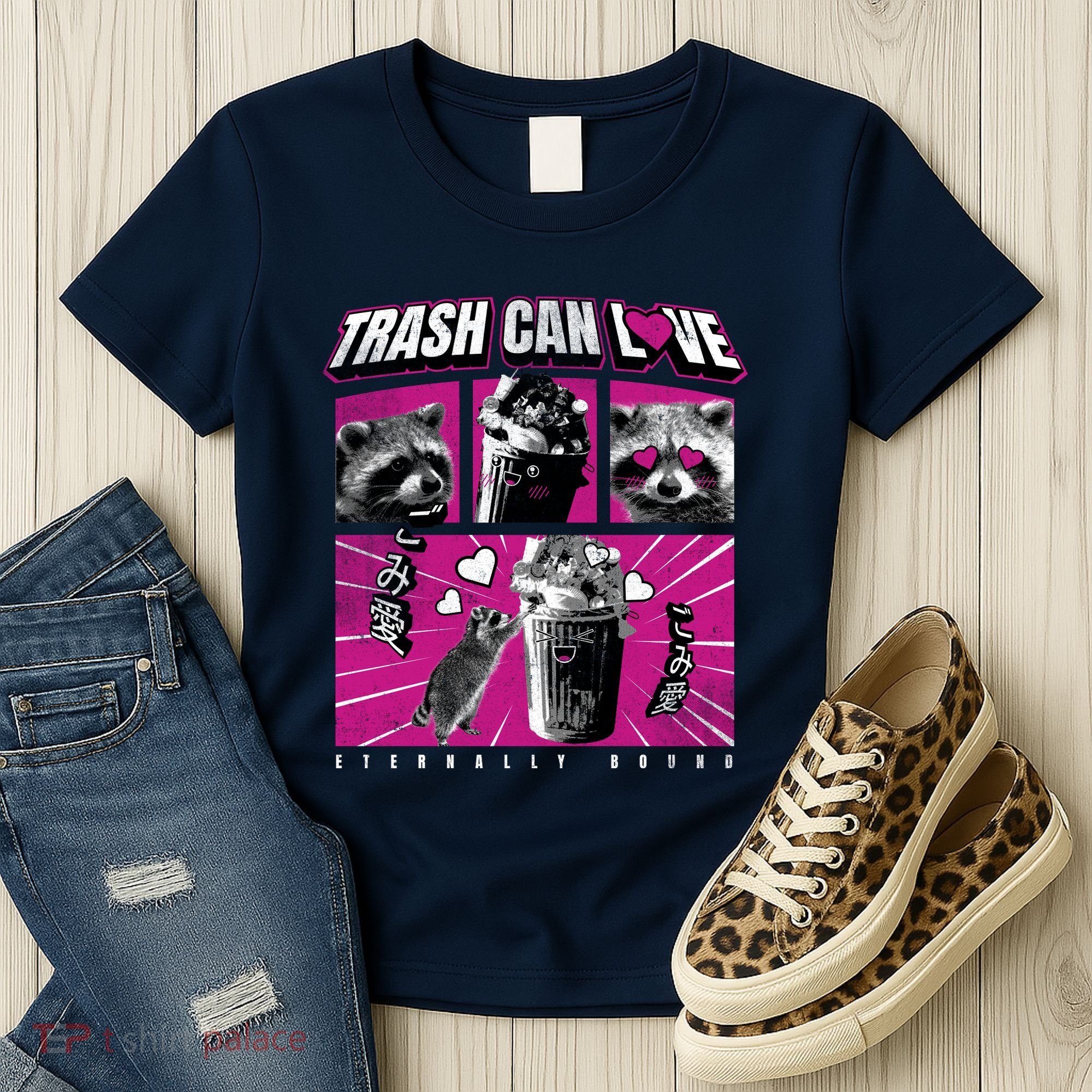 Raccoon Comic Women's T-Shirt