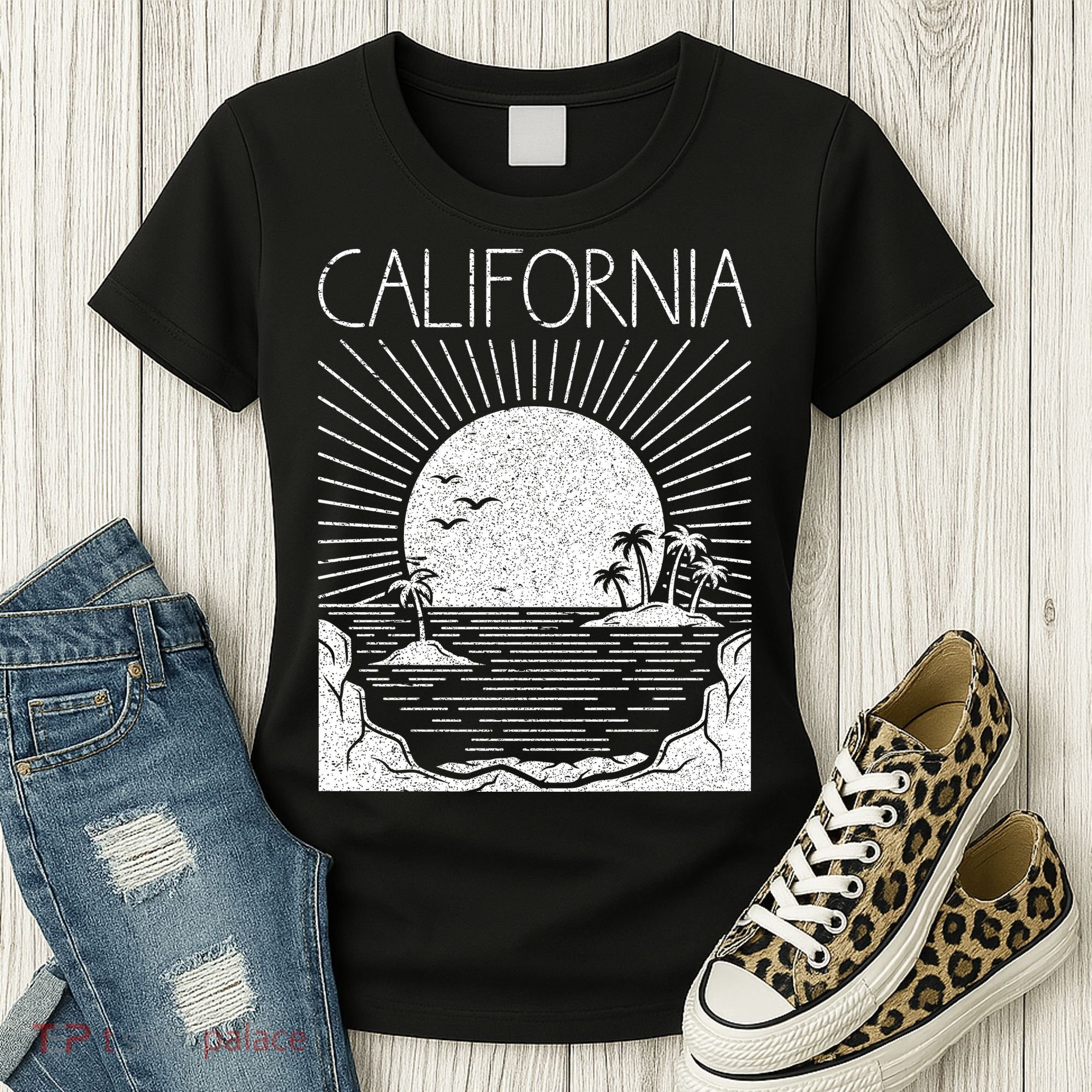 Retro California Rising Sun Palms And Ocean Summer Women's T-Shirt