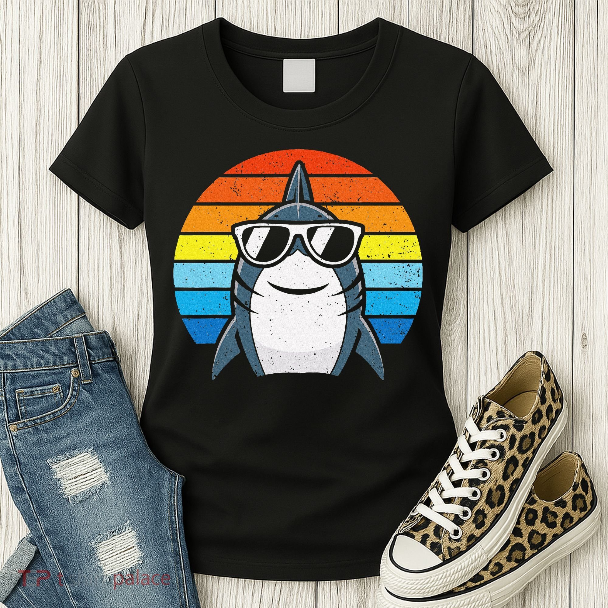 Retro Cool Shark With Sunglasses Funny Shark Women's T-Shirt
