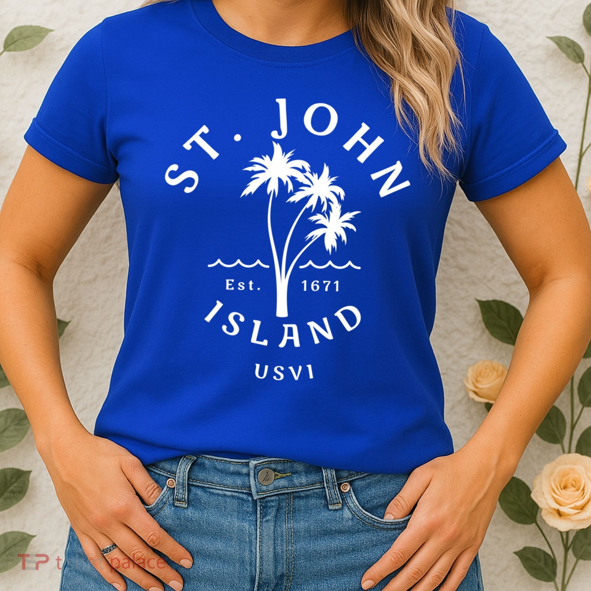 Retro Cool St John Usvi Beach Palm Tree Novelty Souvenir Gift Women's T-Shirt