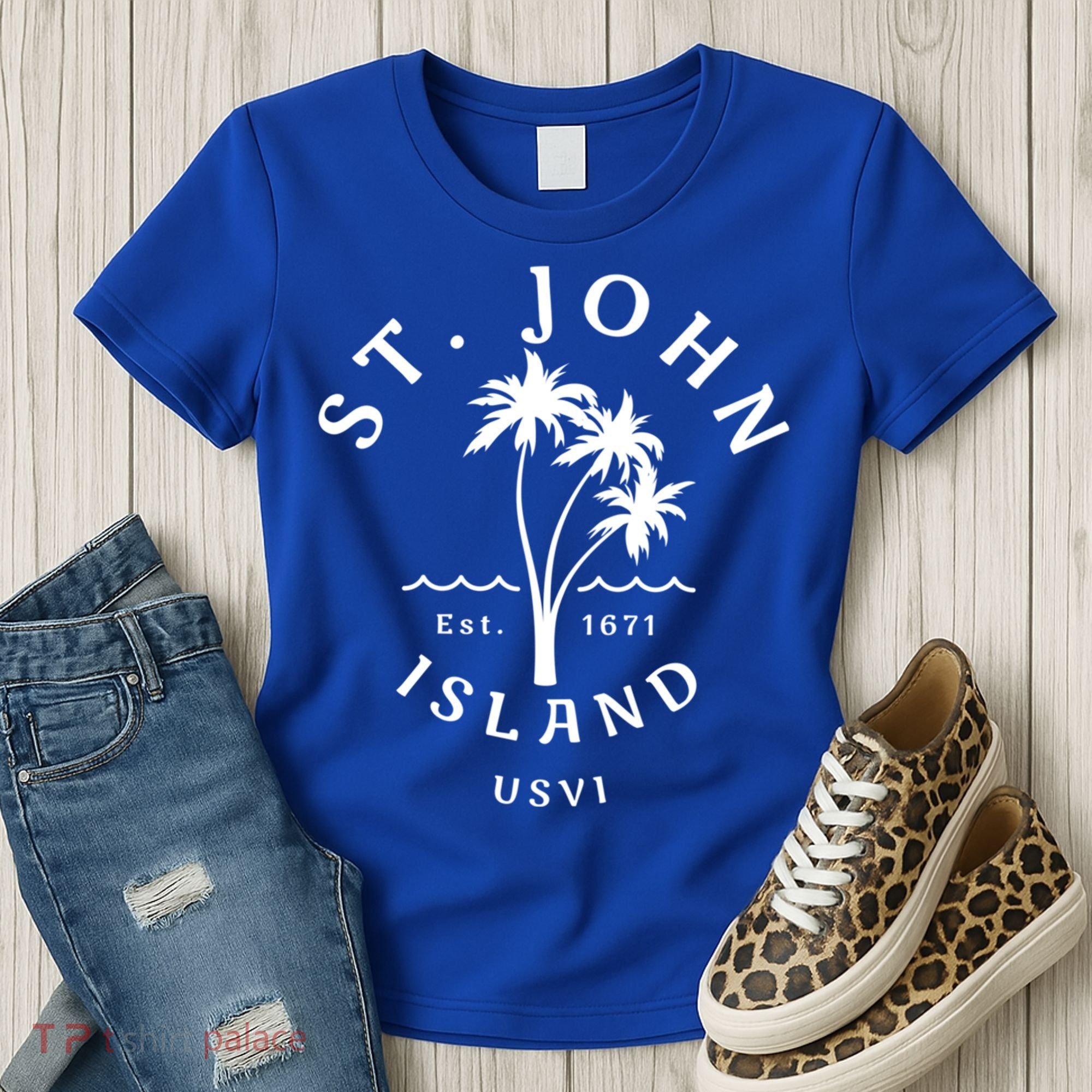 Retro Cool St John Usvi Beach Palm Tree Novelty Souvenir Gift Women's T-Shirt