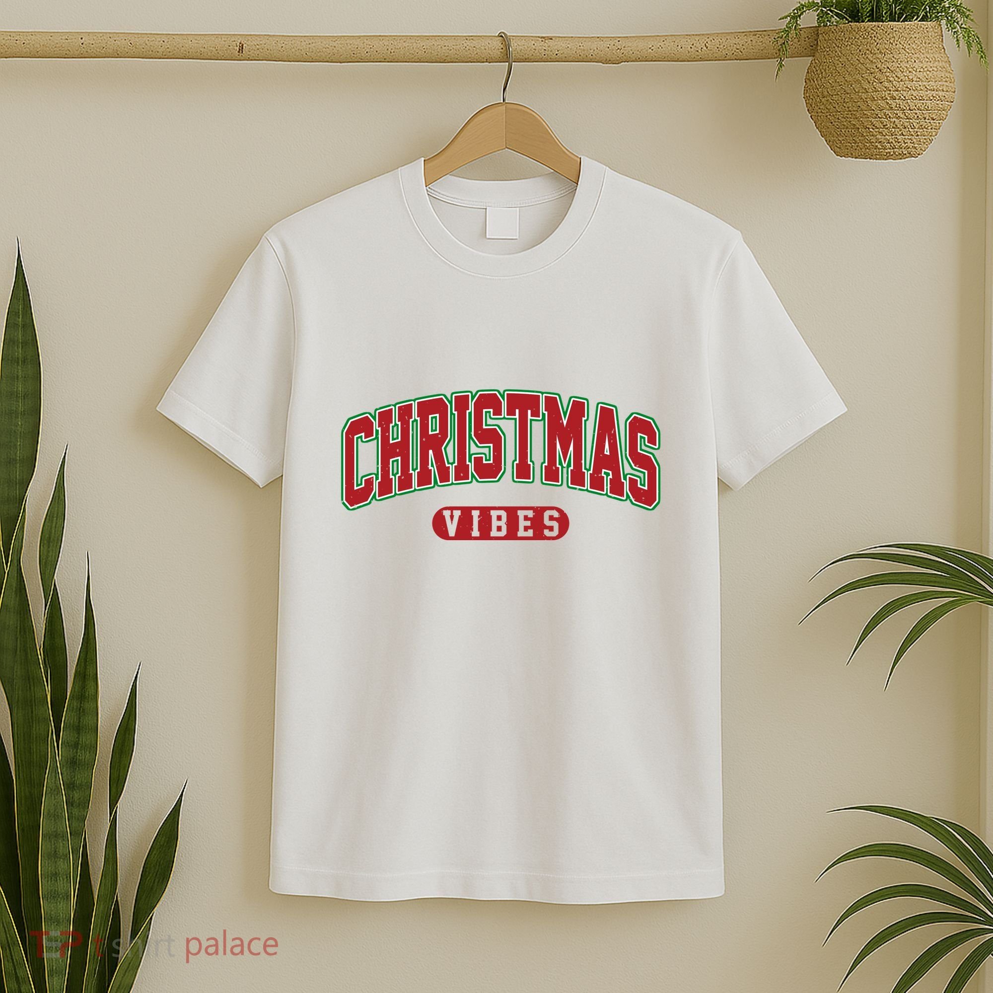 Retro Christmas Vibes T-Shirt