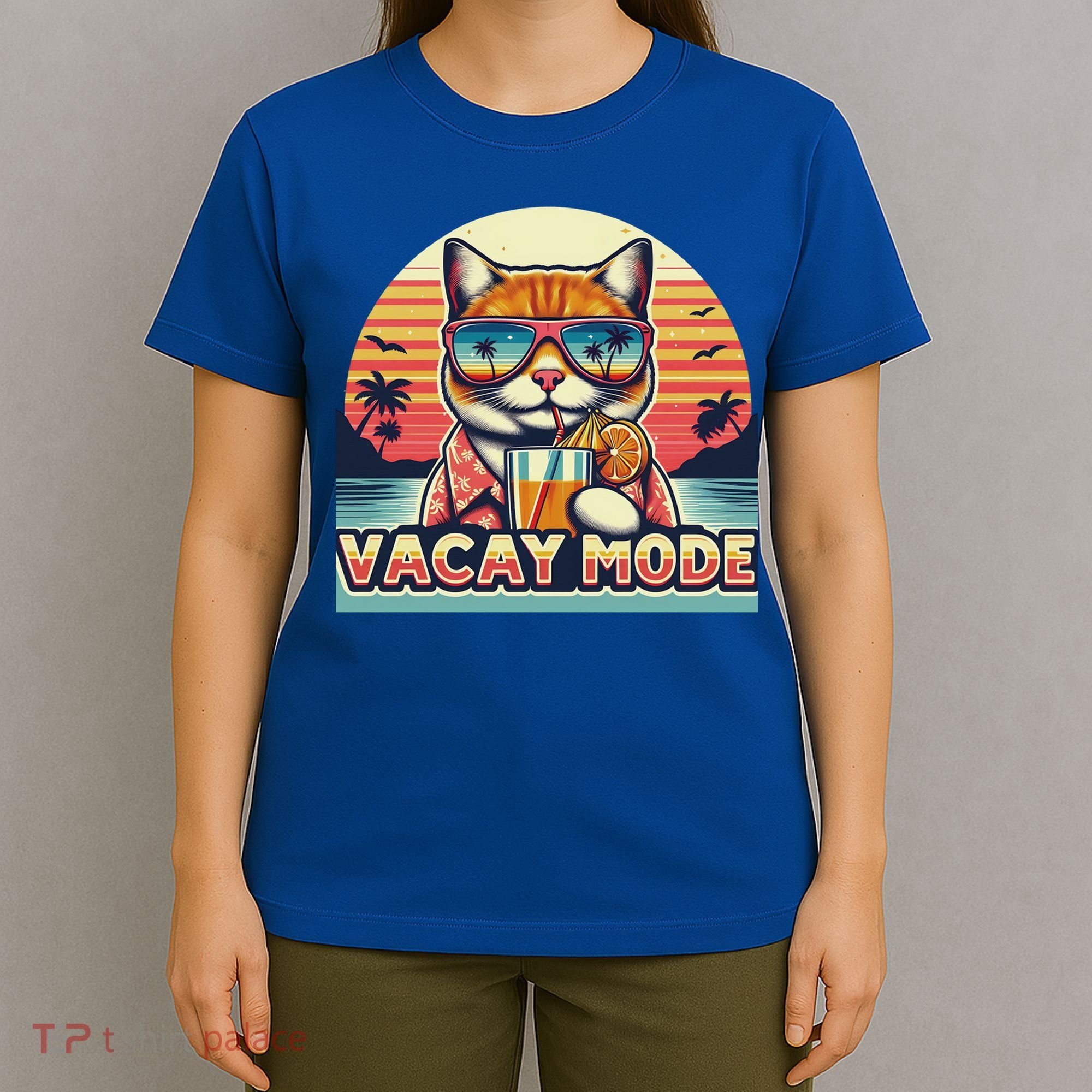Retro Cat Vacation Summer Family Beach Trip Vacay Mode Ocean Great Gift T-Shirt