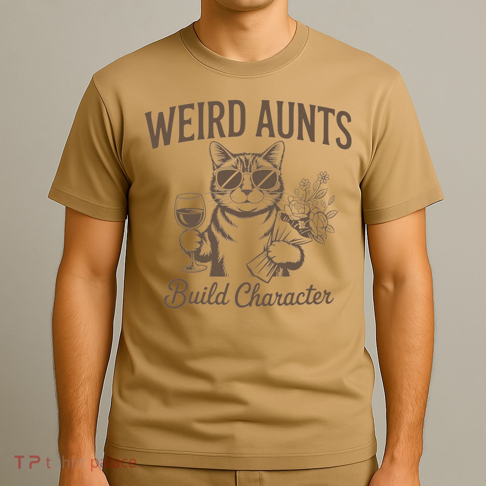 Retro Cat Weird Aunt Builds Character Funny Aunt Mothers T-Shirt