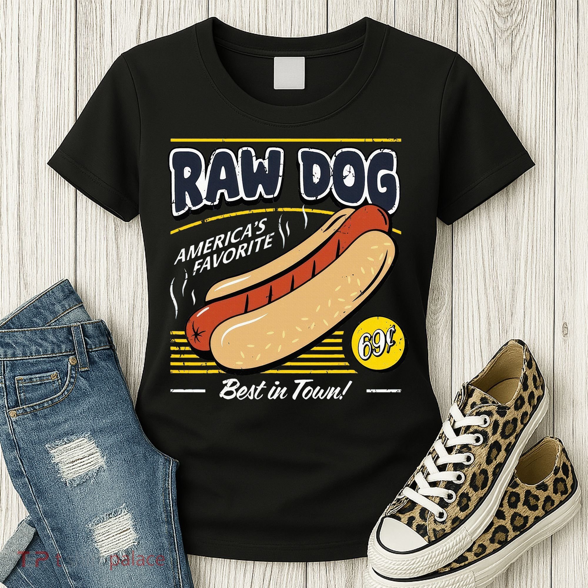 Raw Dog AmericaS Favourite Women's T-Shirt