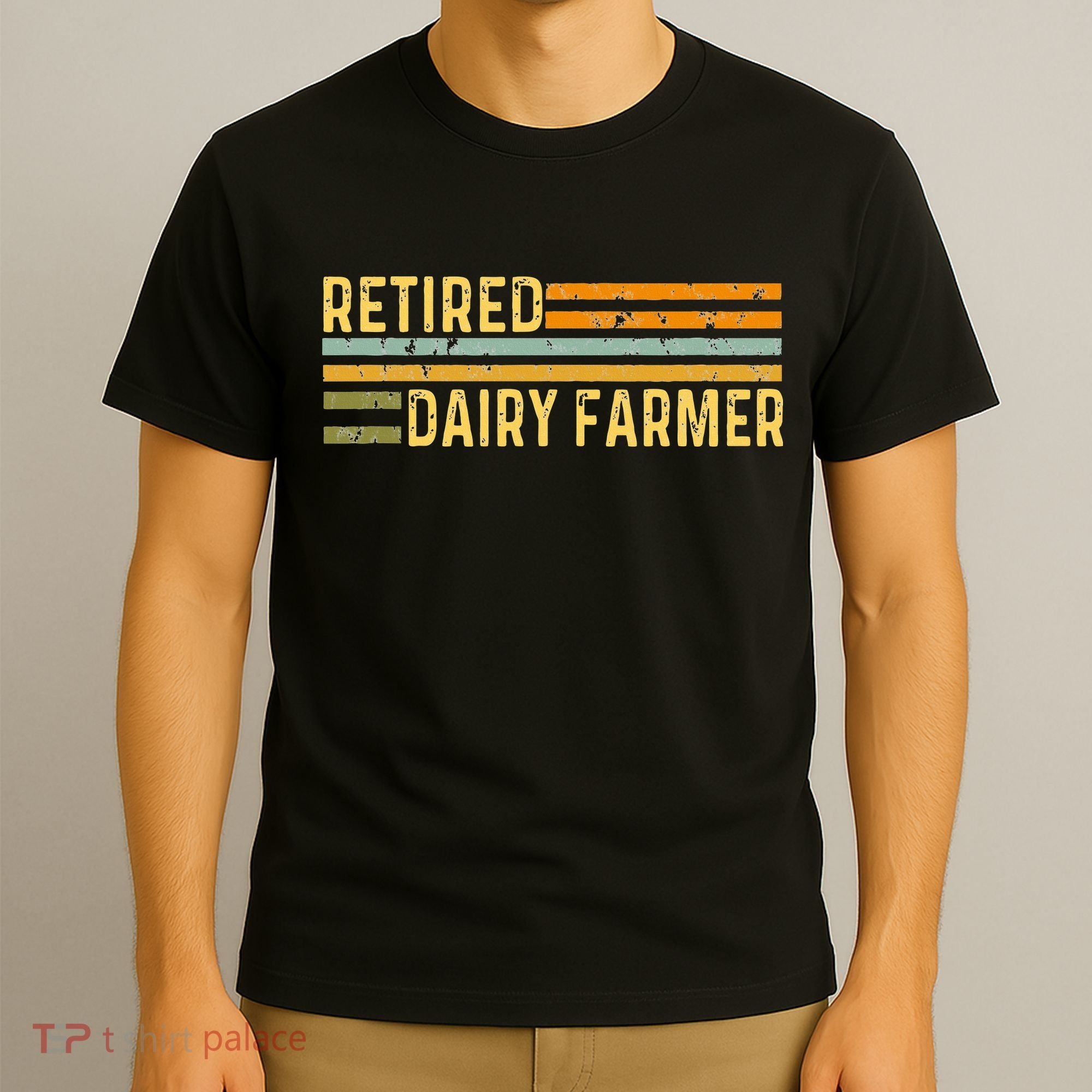 Retired Dairy Farmer Distressed Retirement Retire Cow Cattle T-Shirt