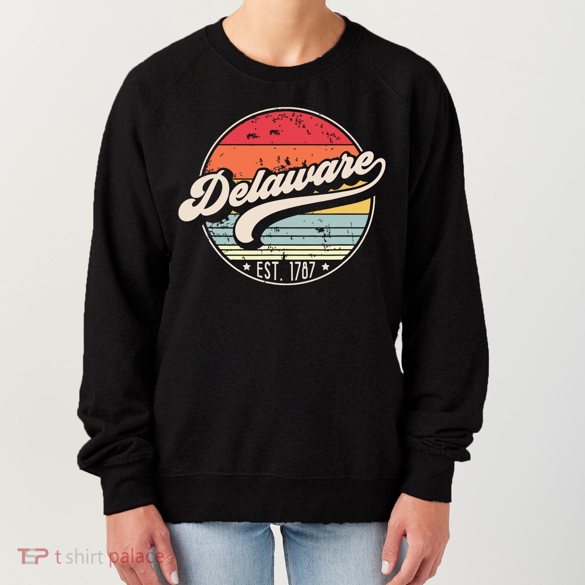 Retro Delaware Home State De Cool 70s Style Sunset Women's Sweatshirt