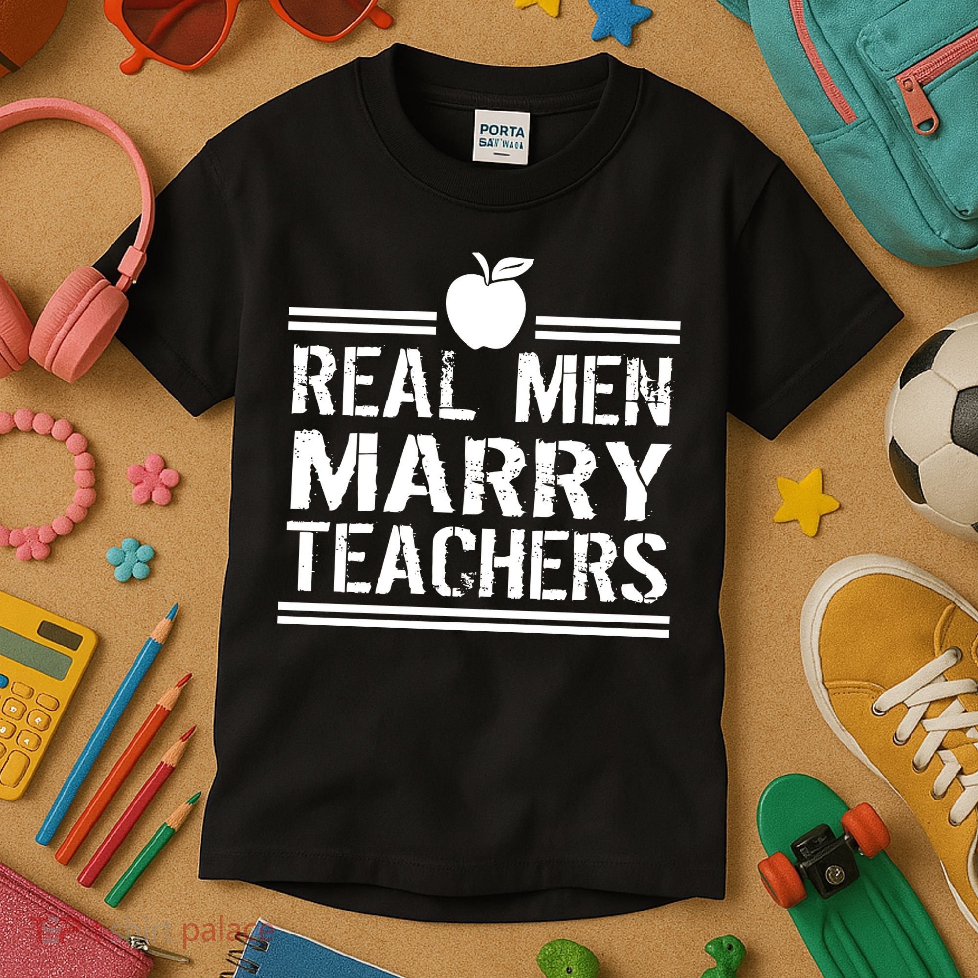 Real Men Marry Teachers Kids T-Shirt