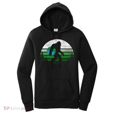 Retro Earth Day Bigfoot Sasquatch Holding Earth Planet Gift Women's Hoodie