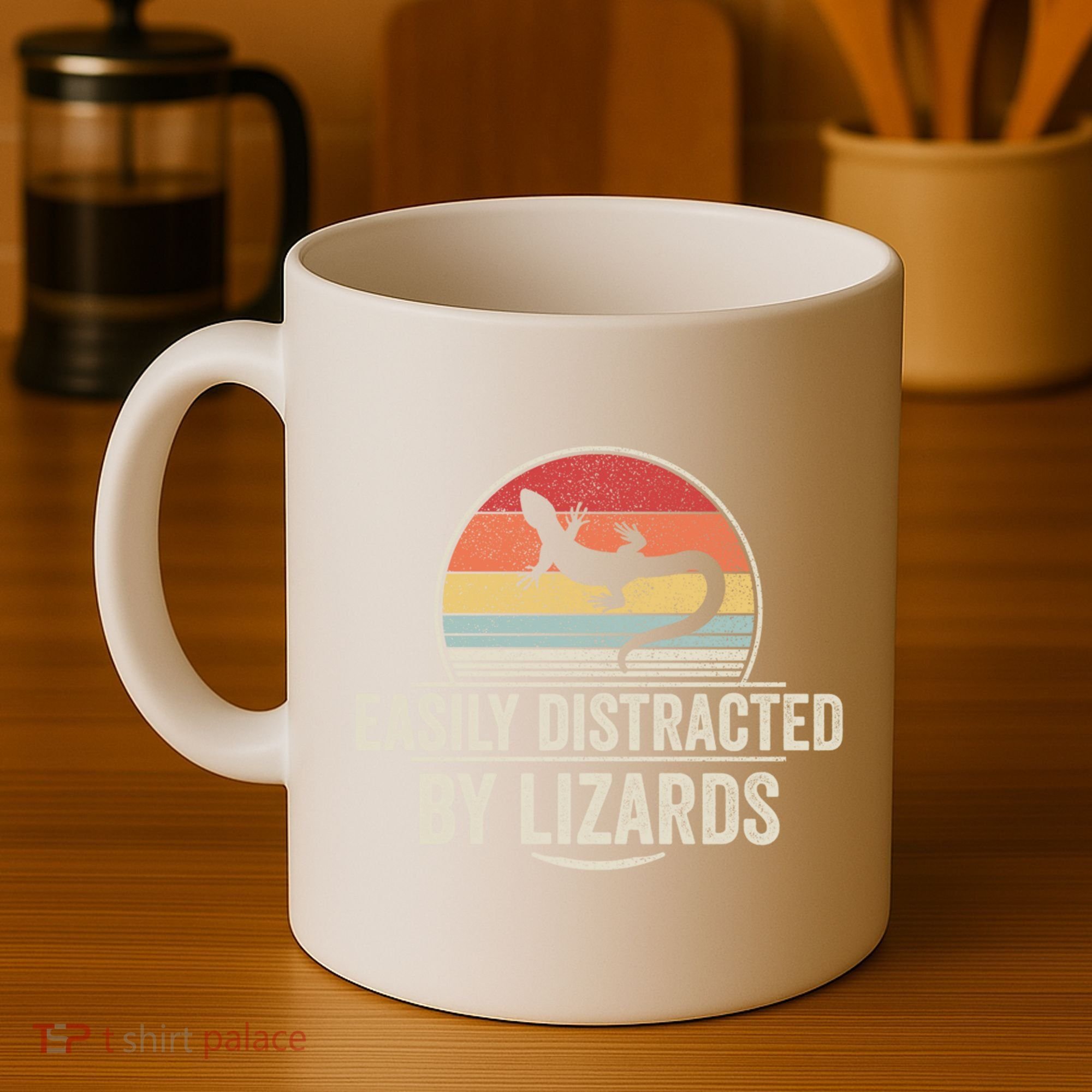 Retro Easily Distracted By Lizards Funny Lizard Lover Great Gift Coffee Mug
