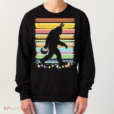Retro Easter Outfit Pajamas Bigfoot Sasquatch Easter Gift Women's Sweatshirt