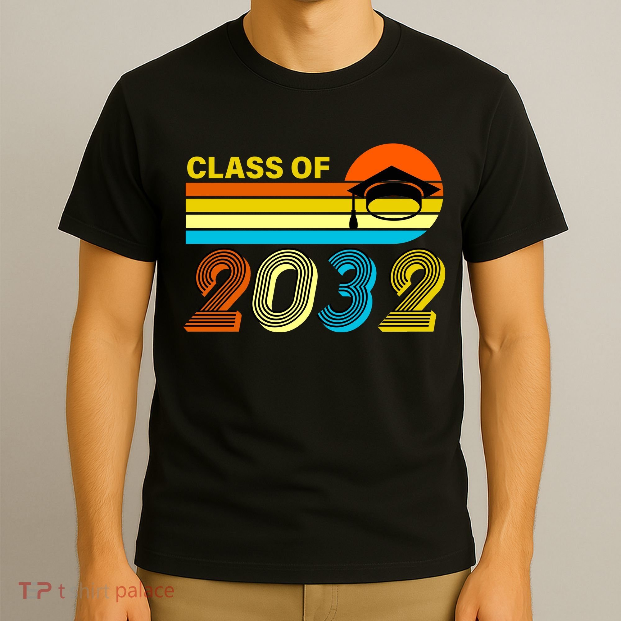 Retro Class of 2032 Future Graduate T-Shirt