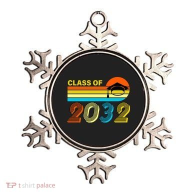 Retro Class of 2032 Future Graduate Ornament