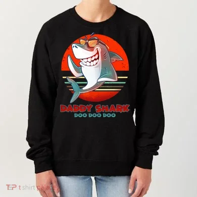 Retro Daddy Shark Doo Doo Doo Women's Sweatshirt
