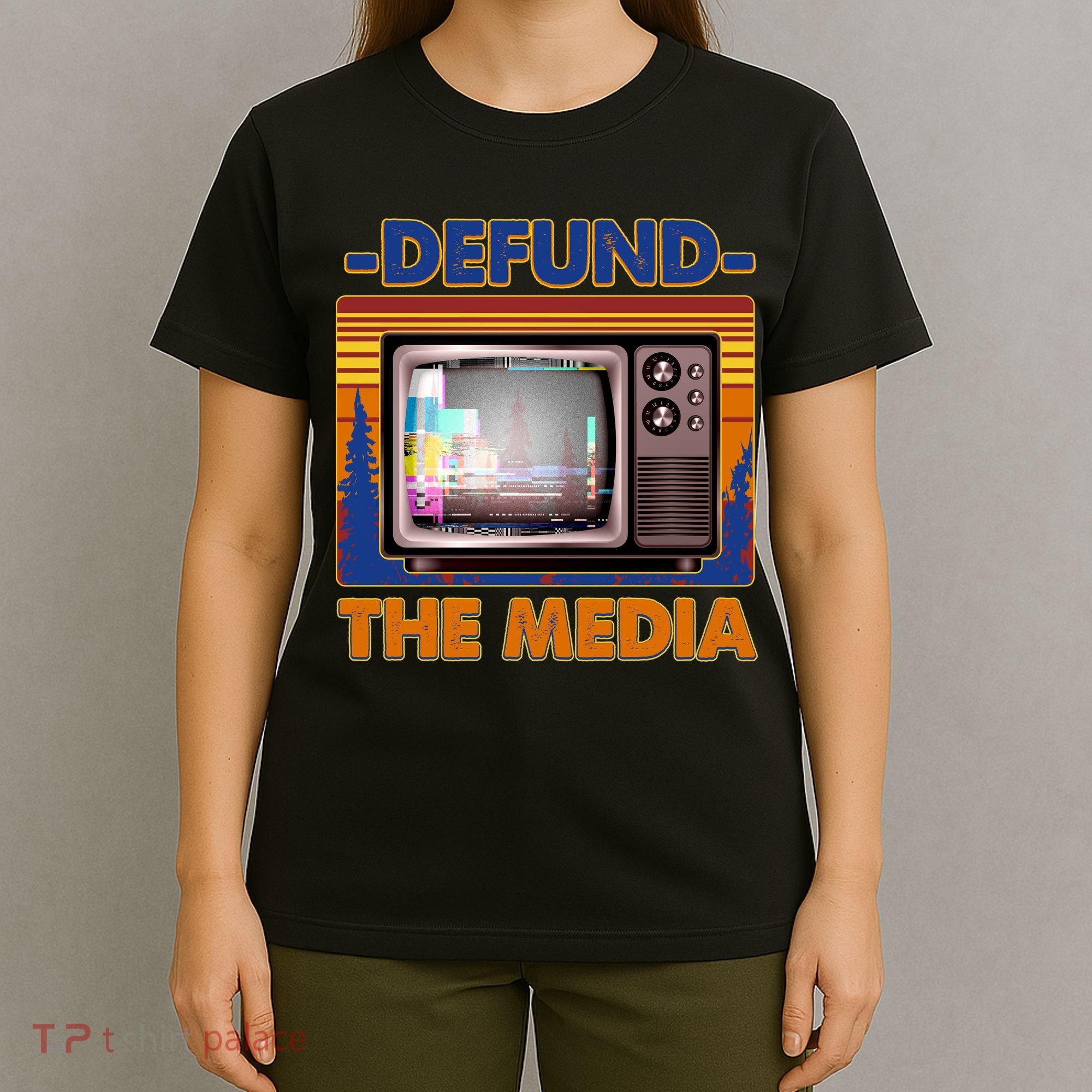 Retro Defund the Media Vintage TV Set T-Shirt