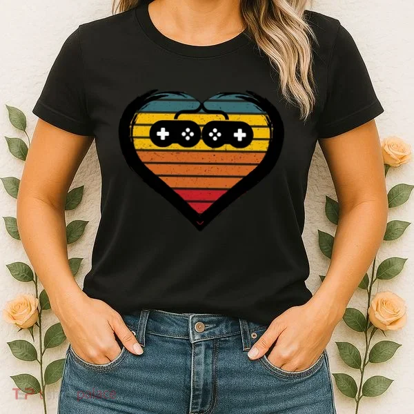 Retro Gamer Heart Women's T-Shirt