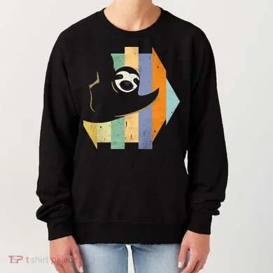 Retro Hanging Sloth Women's Sweatshirt