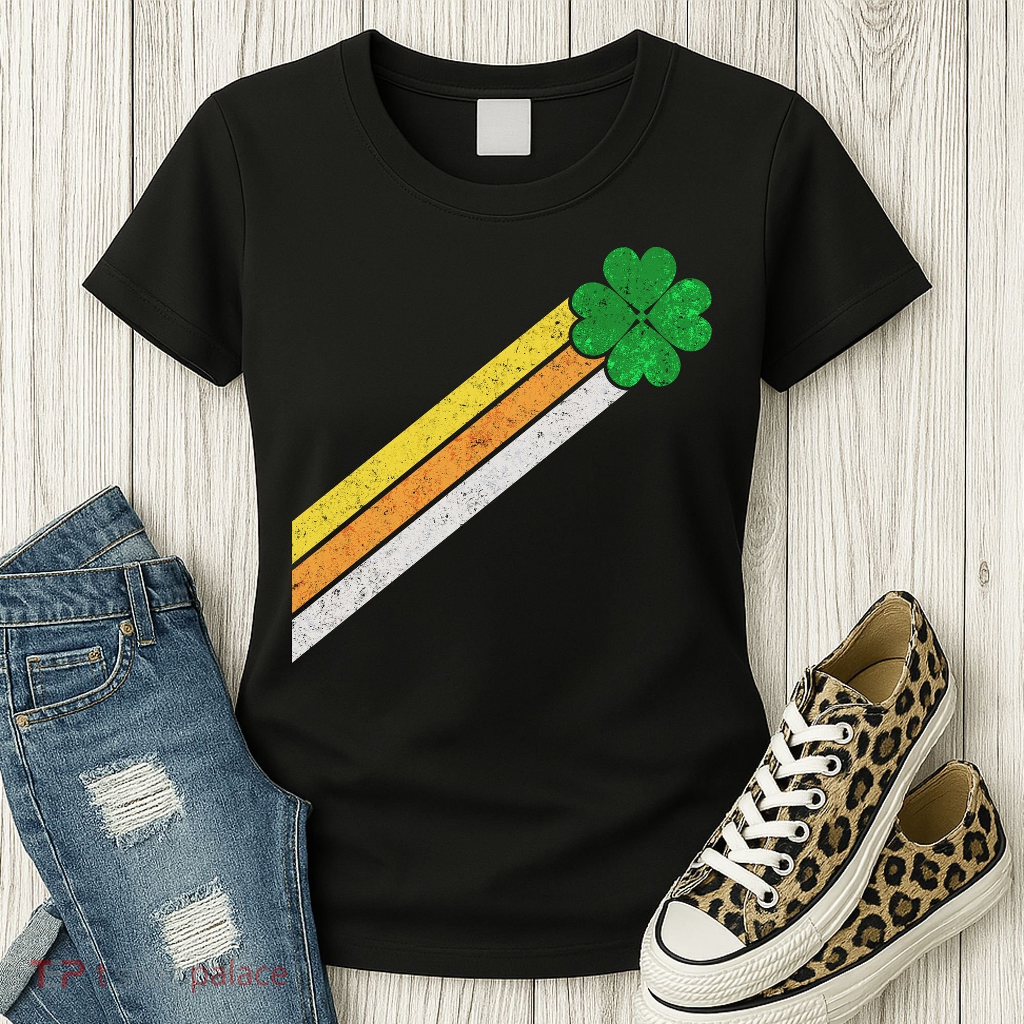 Retro Irish Clover Comet Women's T-Shirt
