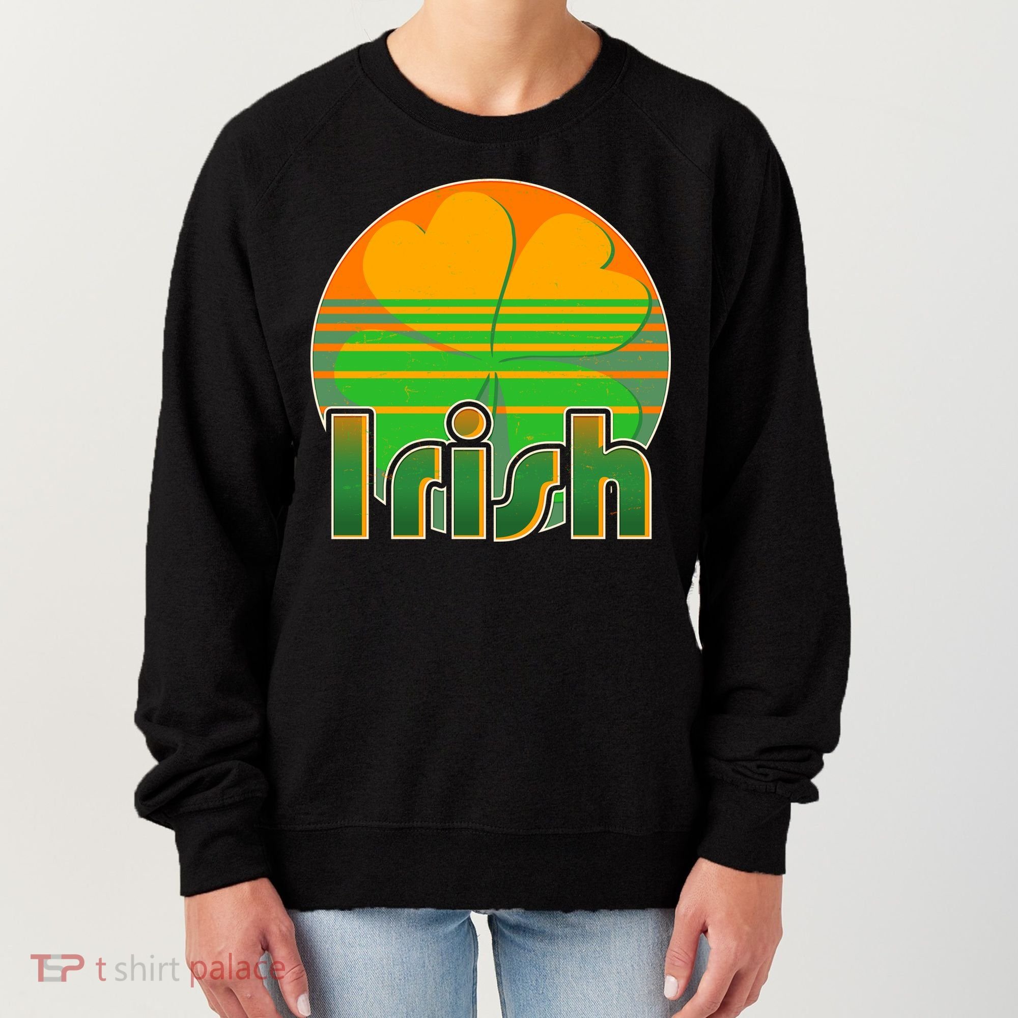 Retro Irish Shamrock Emblem Women's Sweatshirt