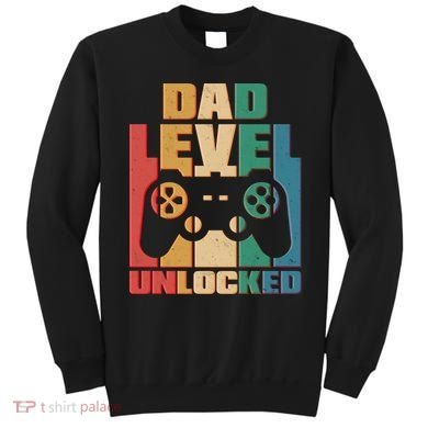 Retro New Dad Level Unlocked Video Gamer Sweatshirt