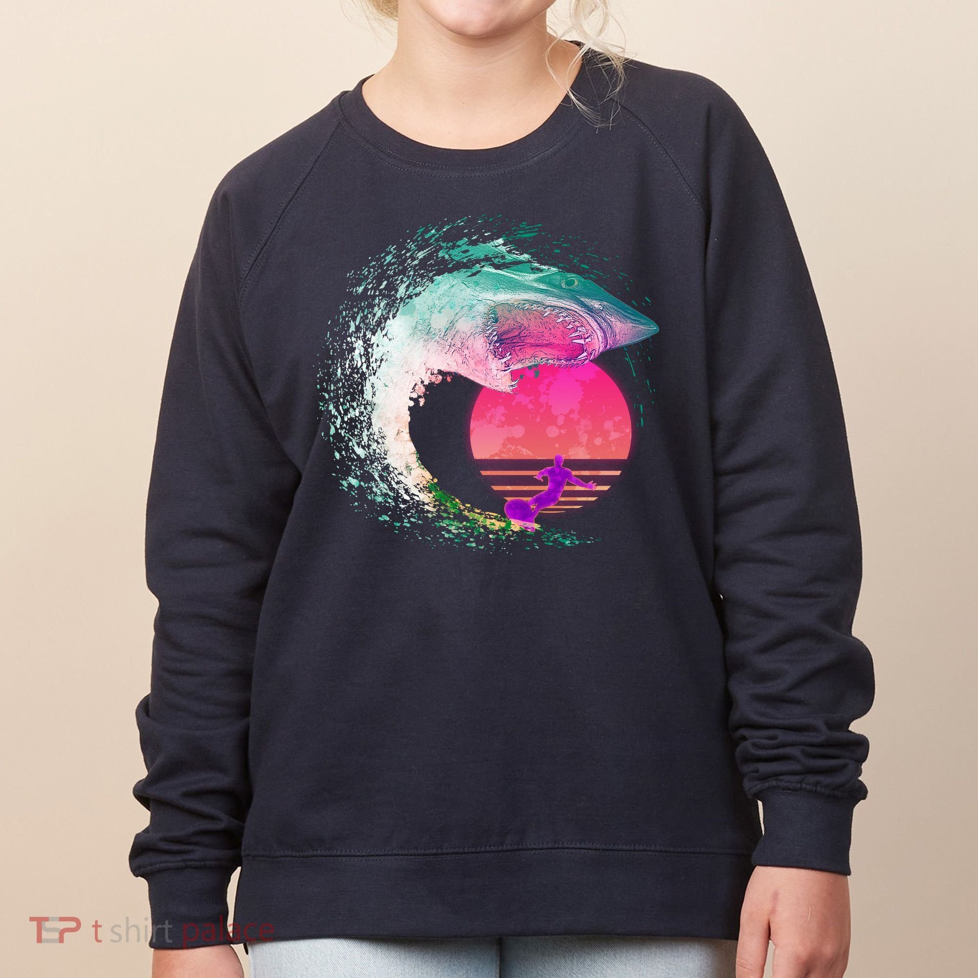 Retro Surfer Shark Wave Women's Sweatshirt