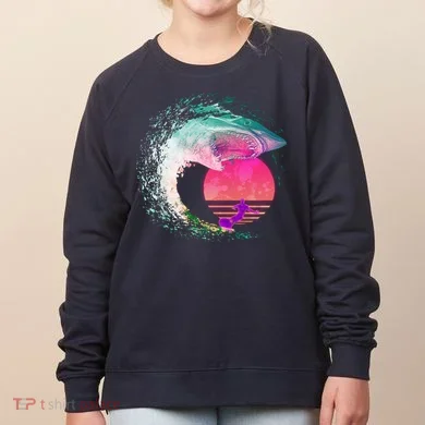 Retro Surfer Shark Wave Women's Sweatshirt